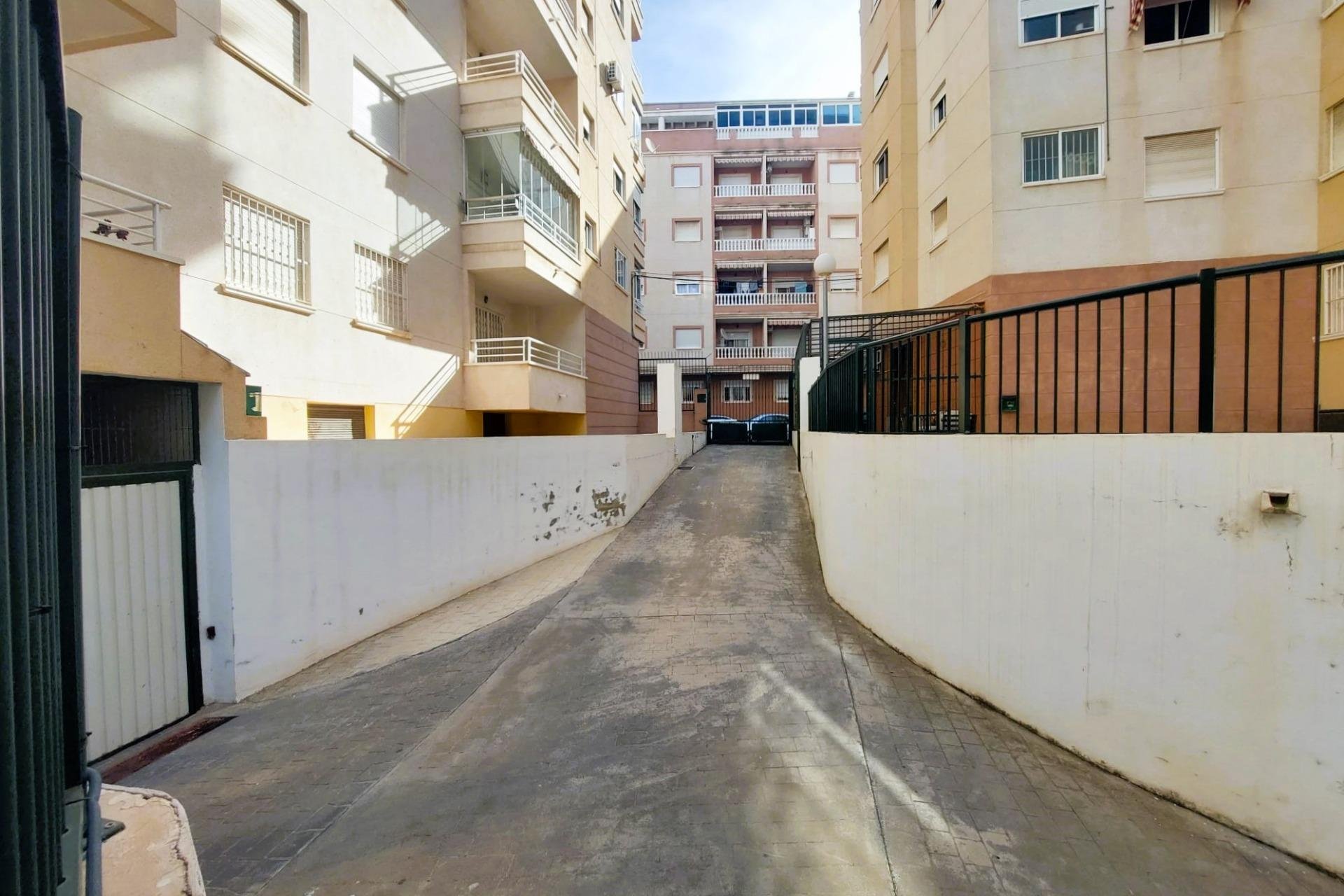 Resale - Apartamento - Torrevieja - Centro