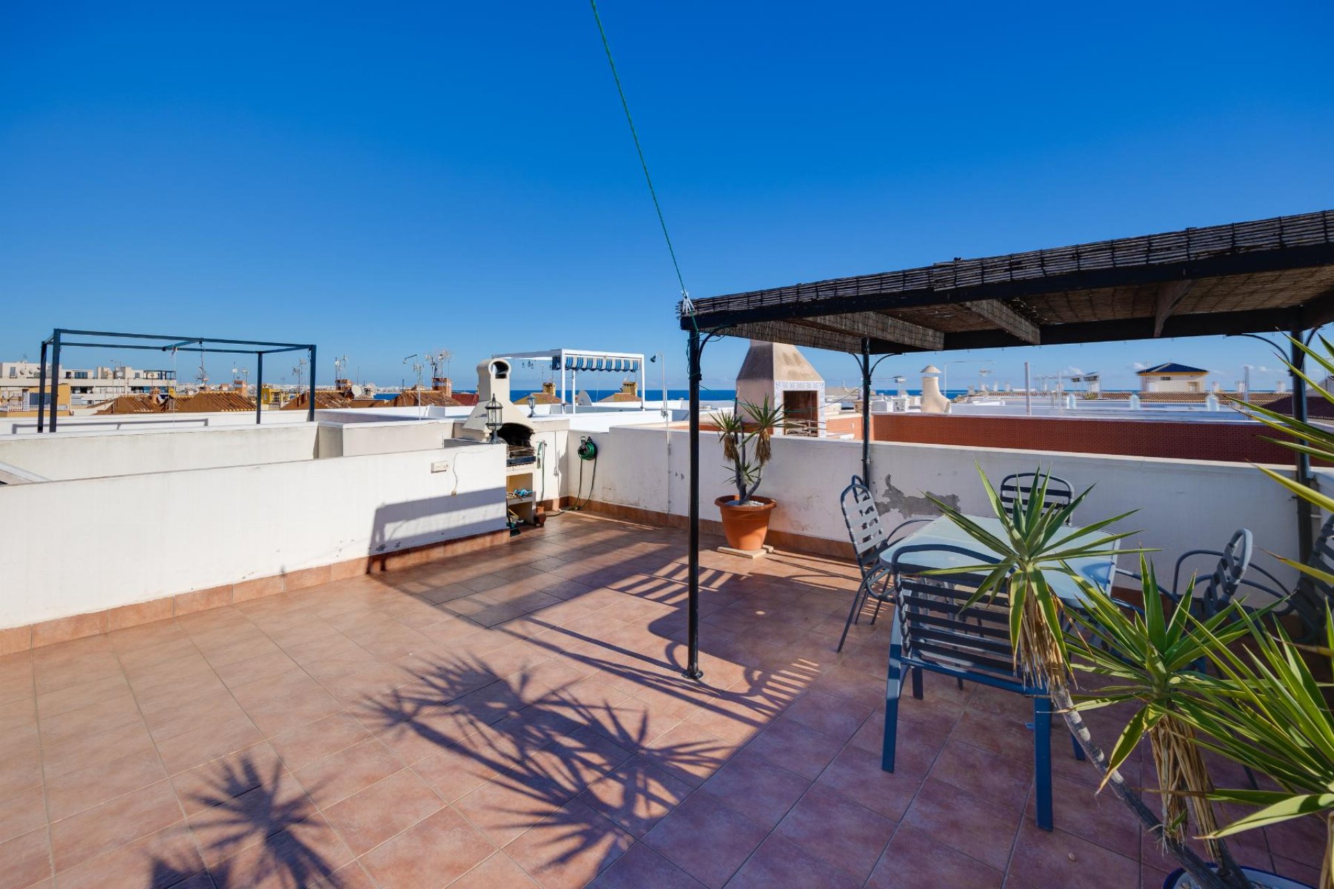 Resale - Apartamento - Torrevieja - La veleta