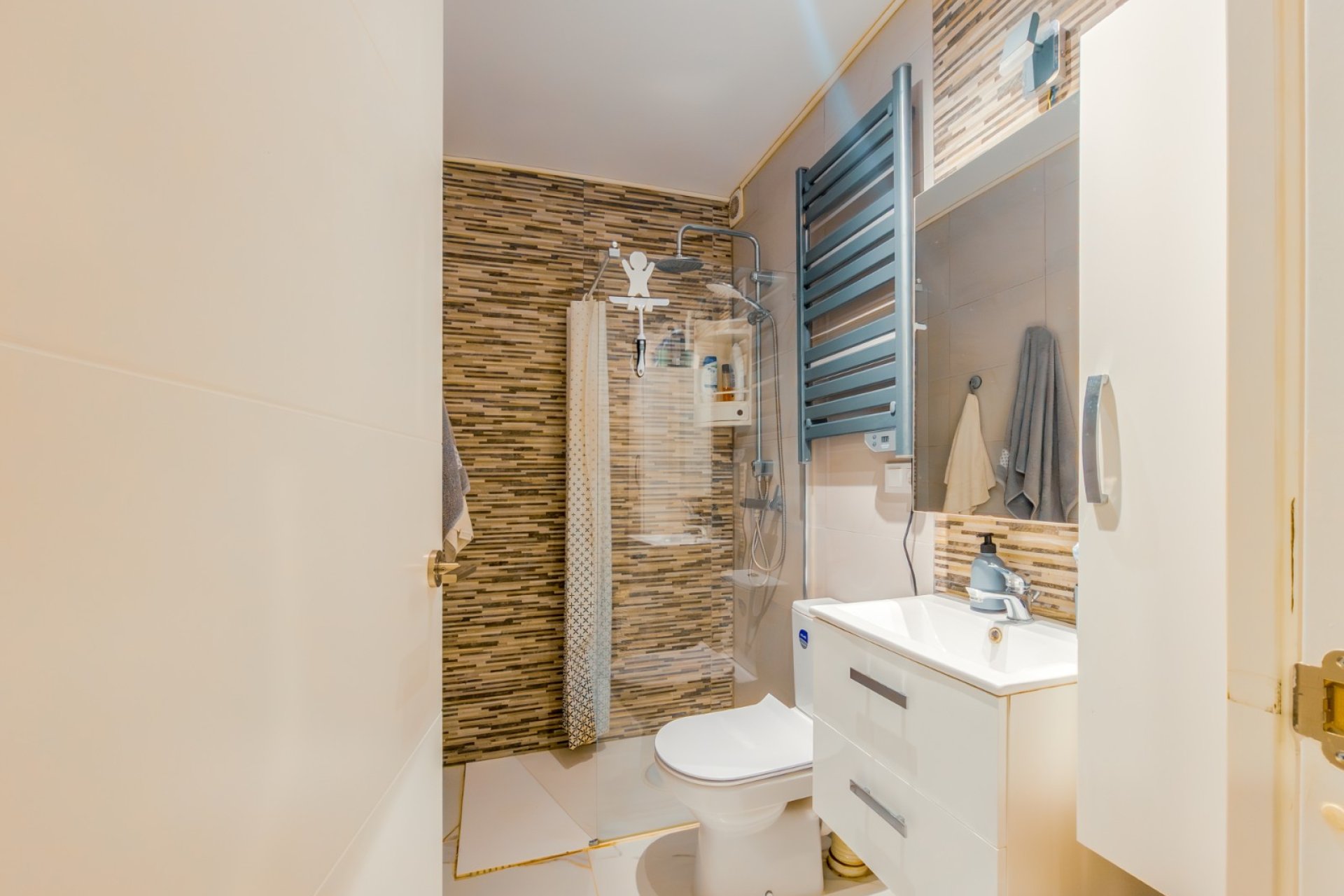 Resale - Apartamento - Torrevieja - Playa de la mata