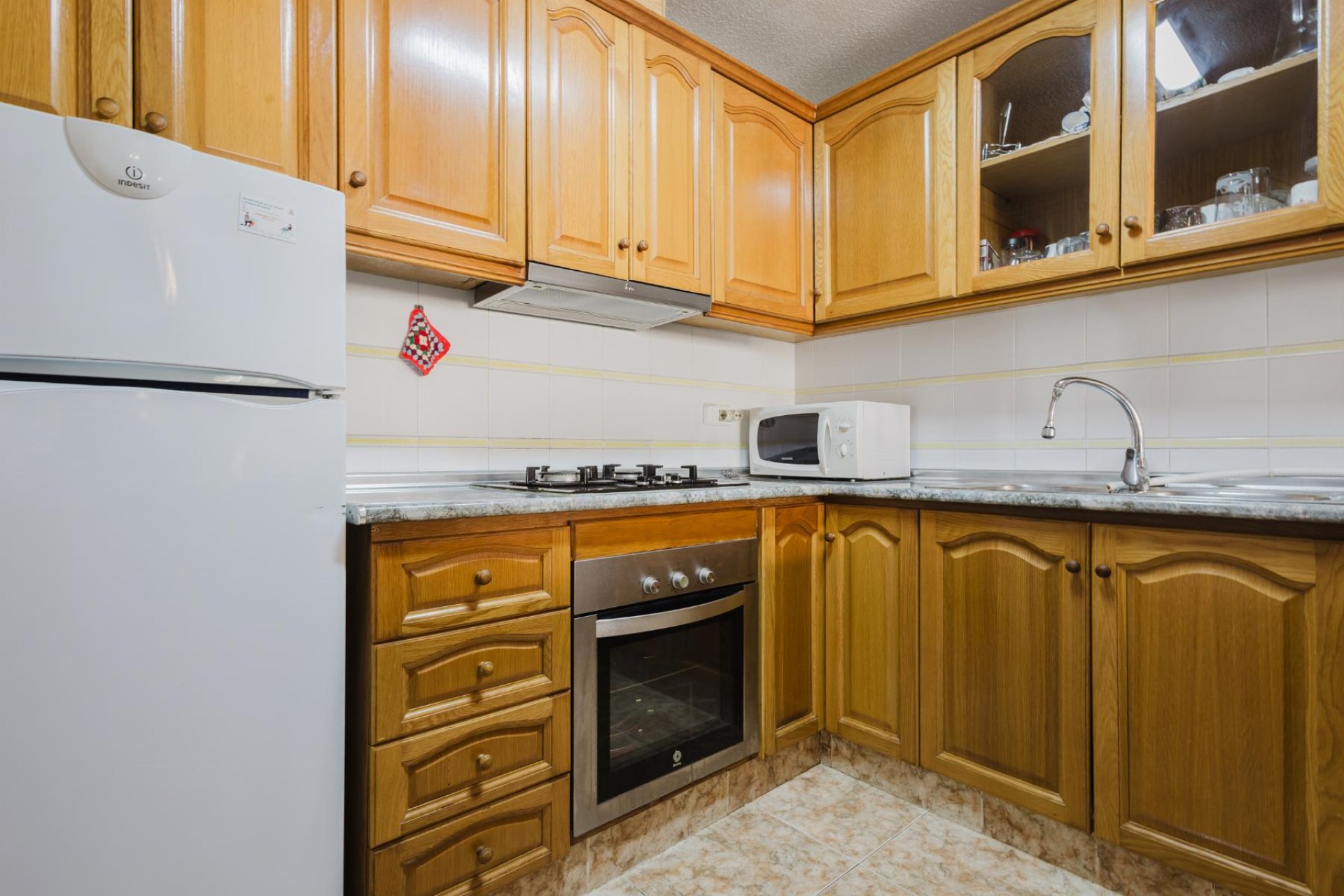 Resale - Apartamento - Torrevieja - Playa de los Naufragos