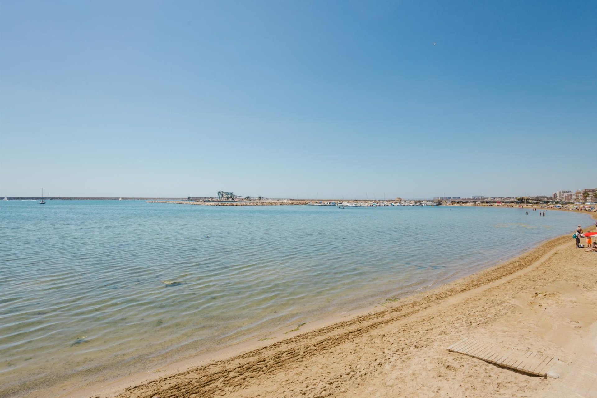 Resale - Apartamento - Torrevieja - Playa del Acequión