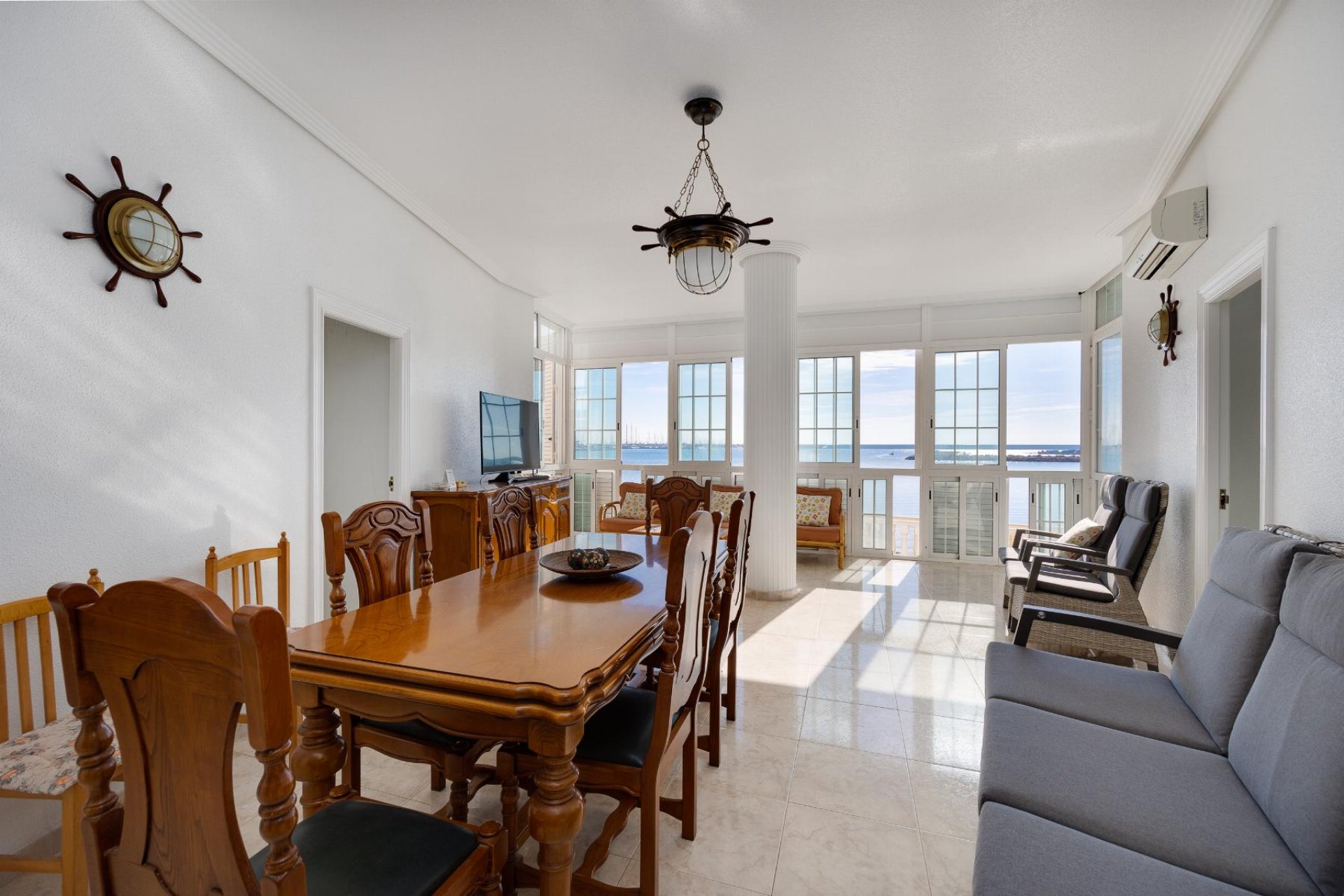 Resale - Apartamento - Torrevieja - Playa del Acequión