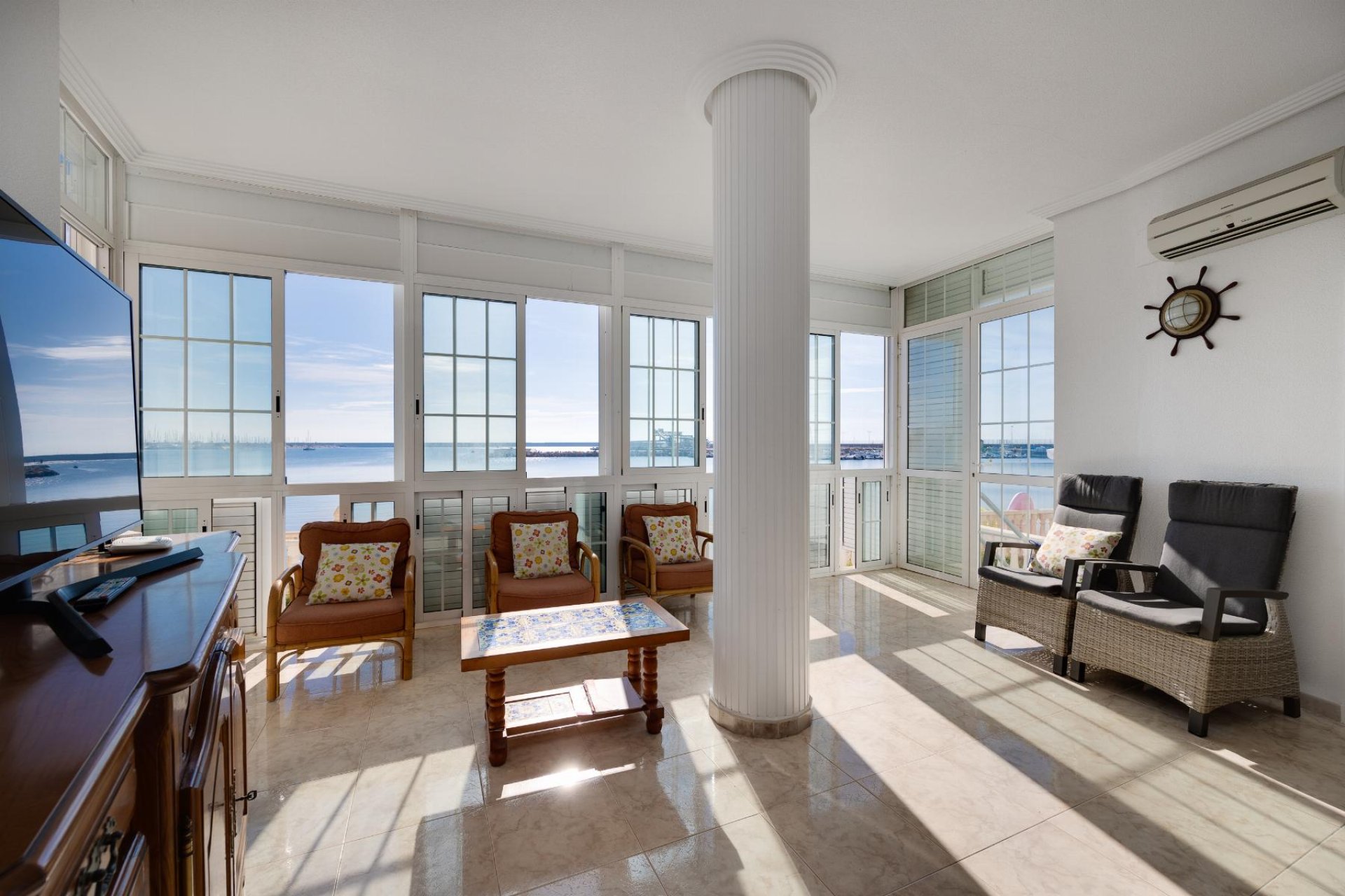 Resale - Apartamento - Torrevieja - Playa del Acequión