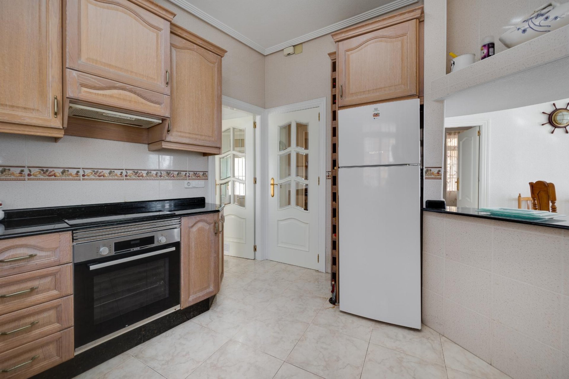 Resale - Apartamento - Torrevieja - Playa del Acequión