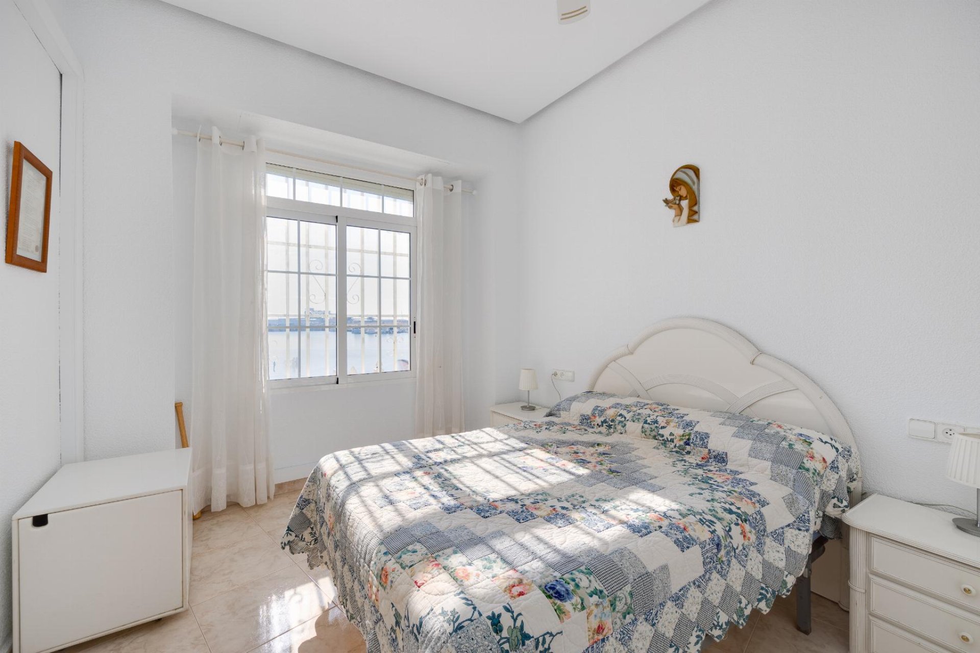 Resale - Apartamento - Torrevieja - Playa del Acequión