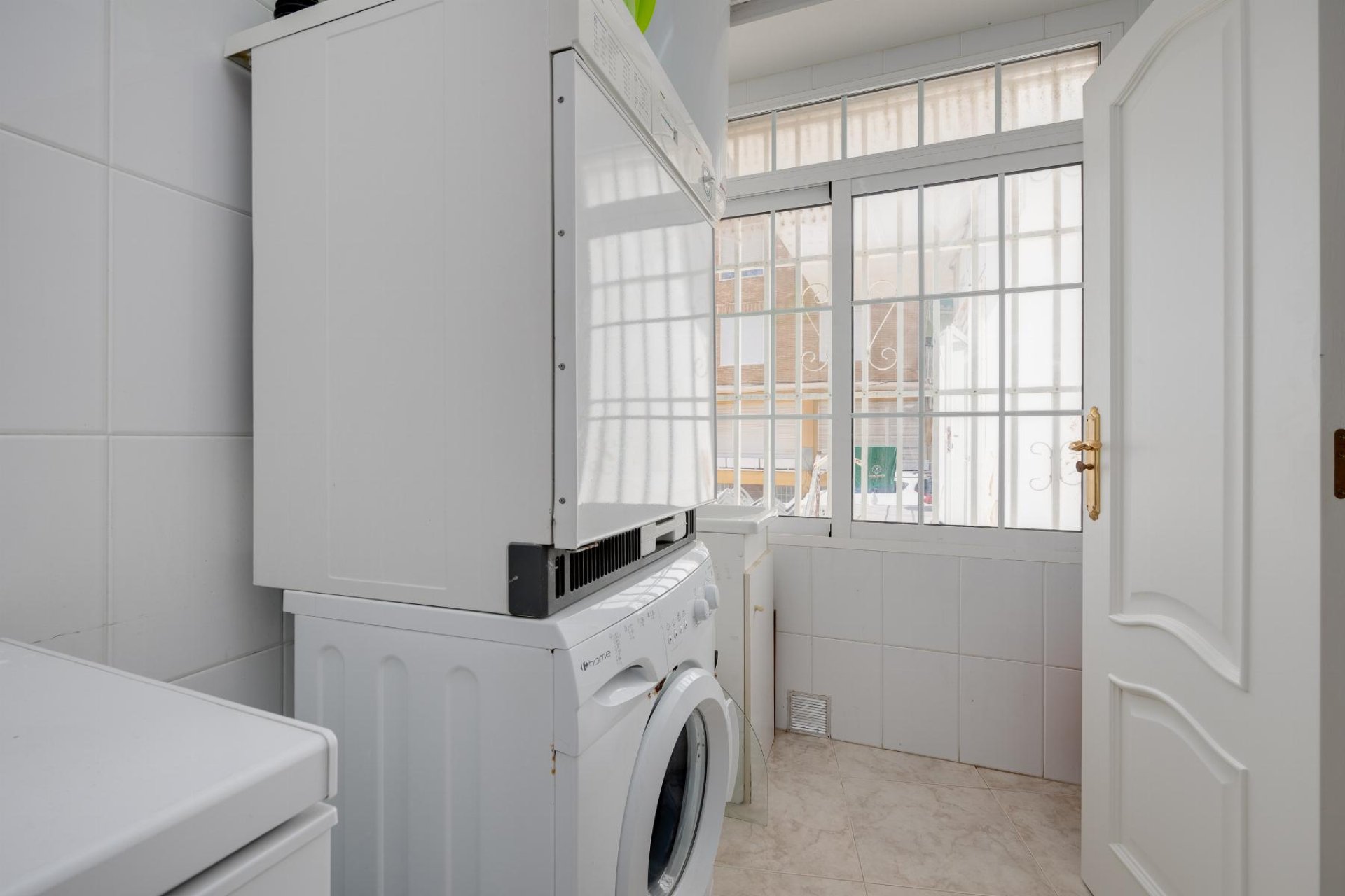 Resale - Apartamento - Torrevieja - Playa del Acequión