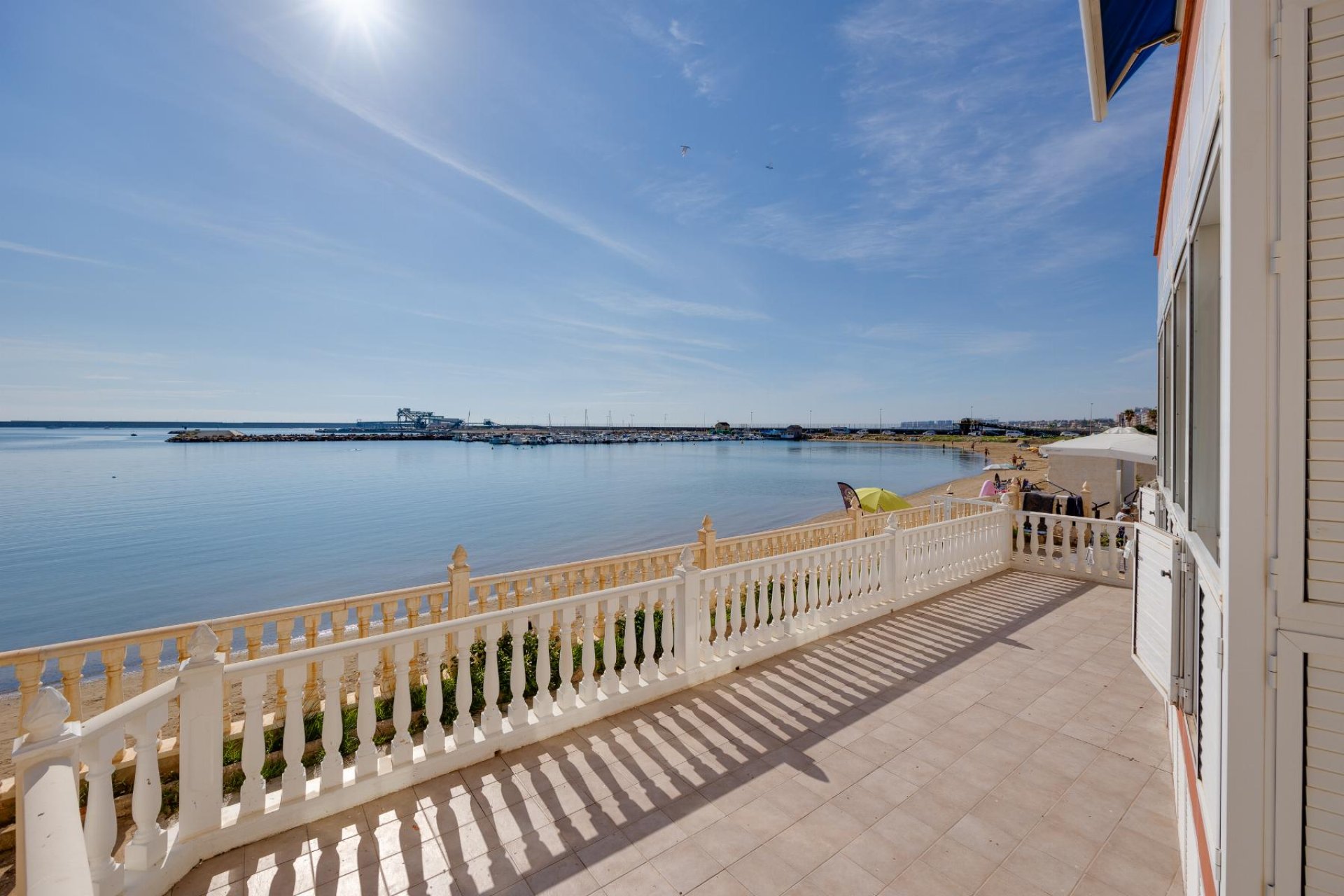 Resale - Apartamento - Torrevieja - Playa del Acequión