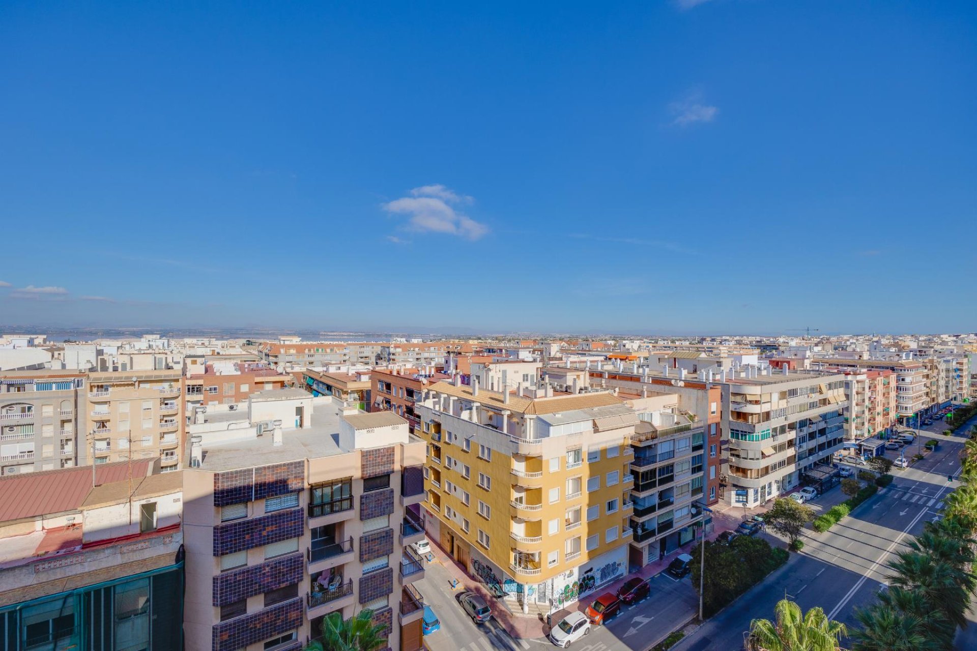 Resale - Apartamento - Torrevieja - Playa del Acequión