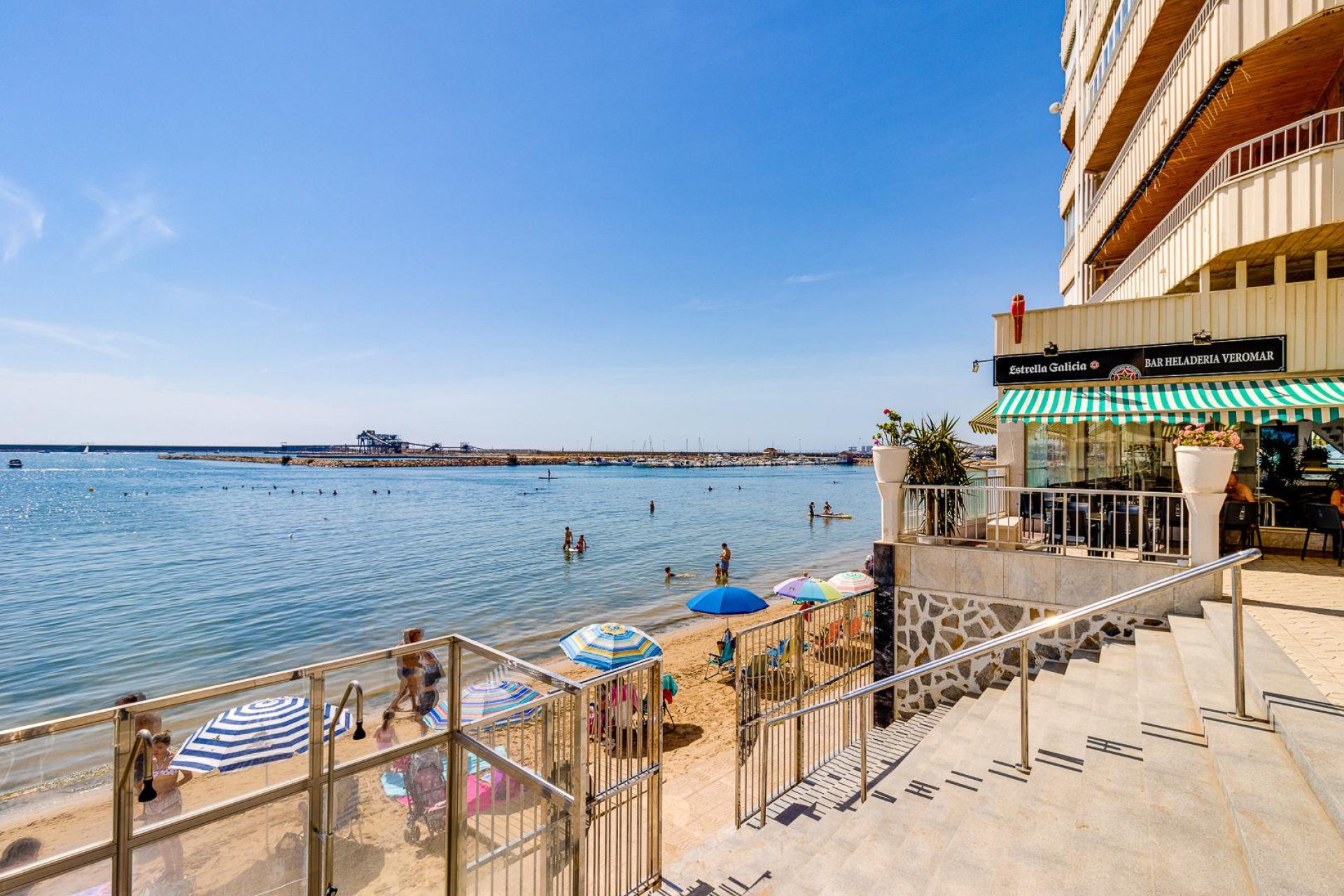 Resale - Apartamento - Torrevieja - Playa del Acequión