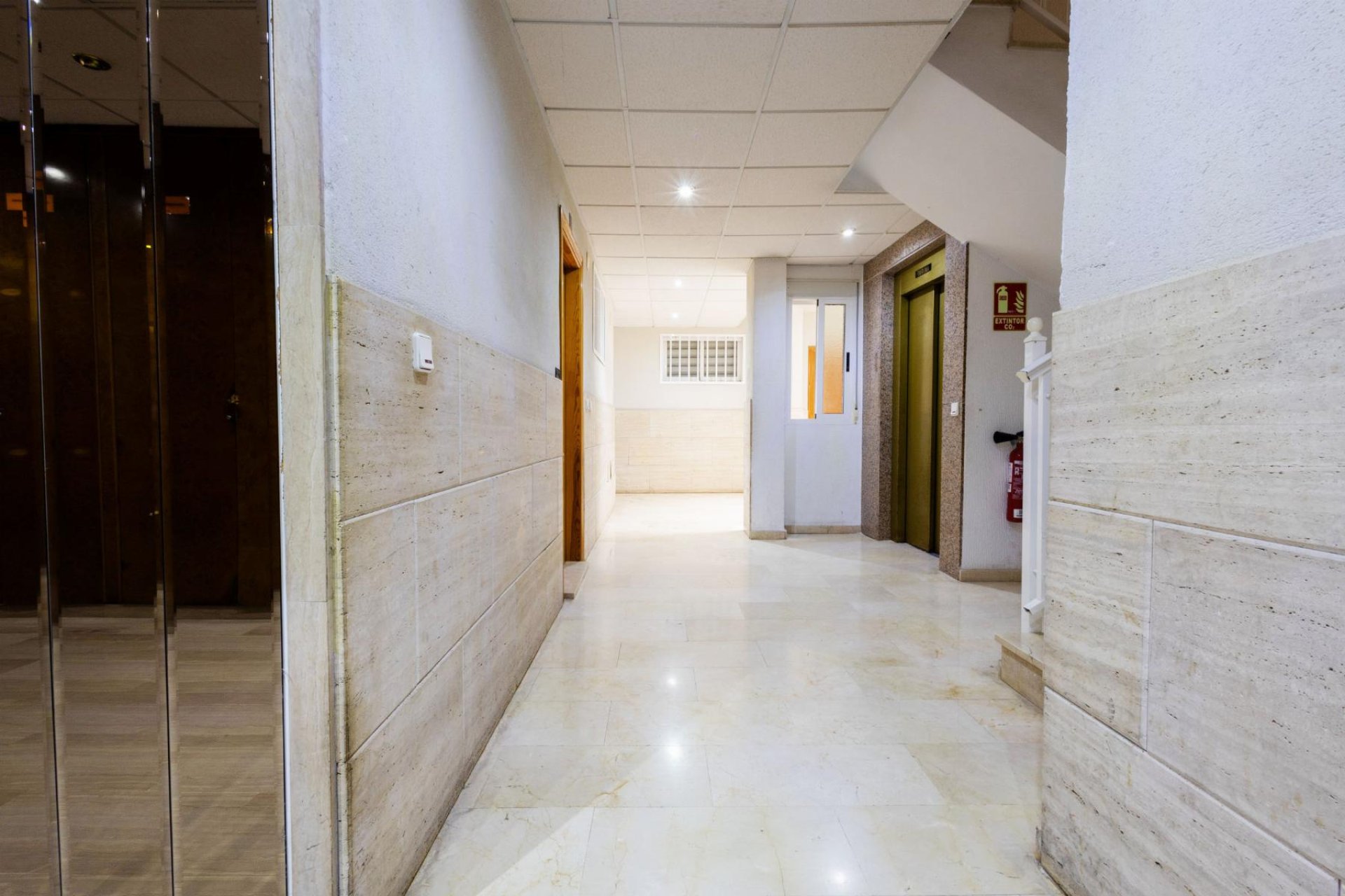 Resale - Apartamento - Torrevieja - Playa del Cura