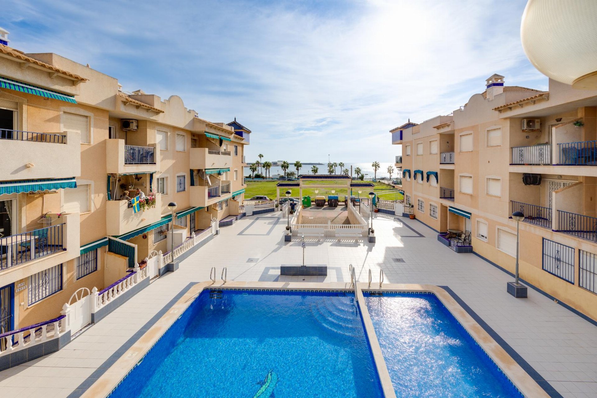 Resale - Apartamento - Torrevieja - PLAYA NAUFRAGOS