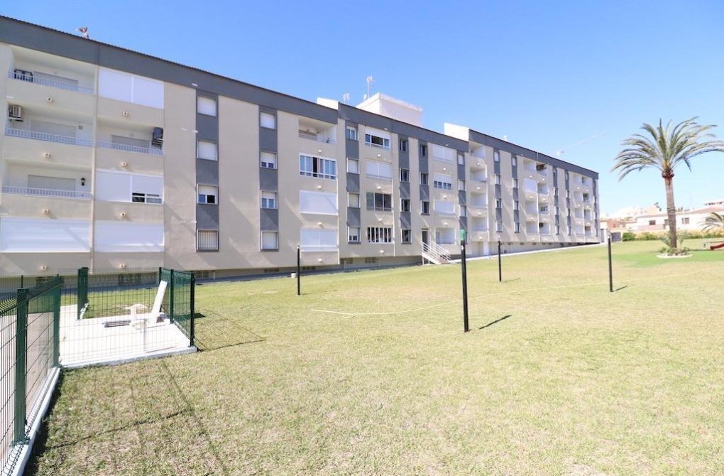 Resale - Apartamento - Torrevieja - Punta prima