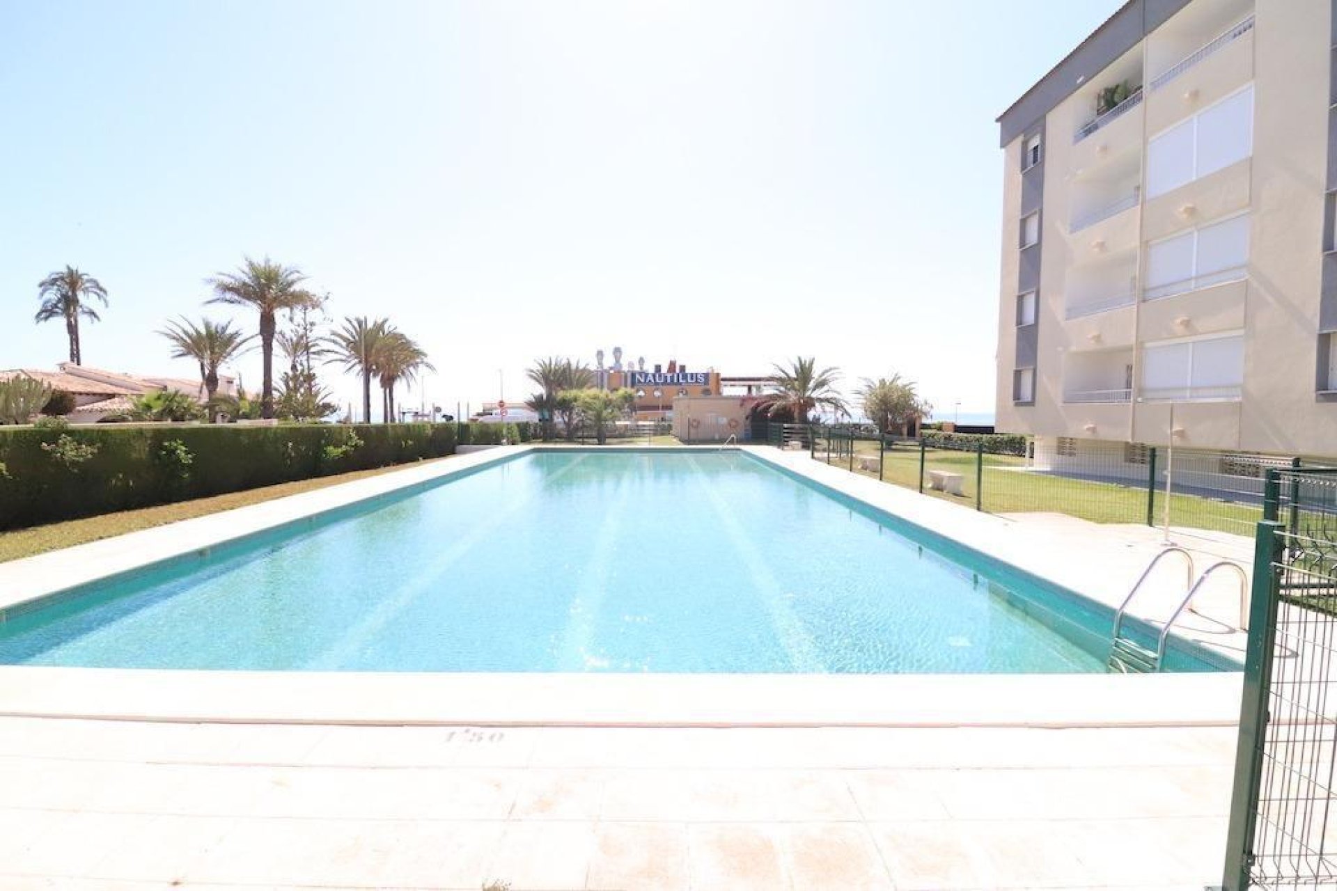 Resale - Apartamento - Torrevieja - Punta prima