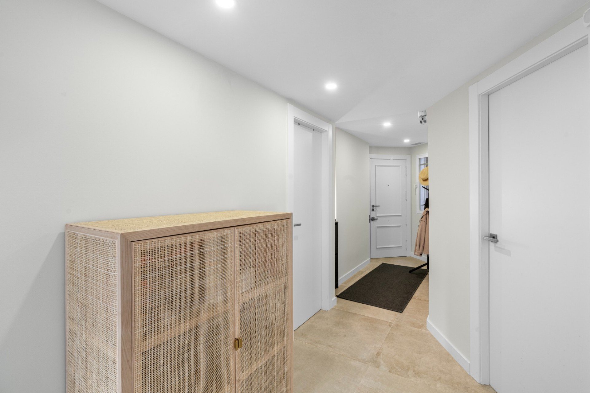 Resale - Apartment - Alicante - Center