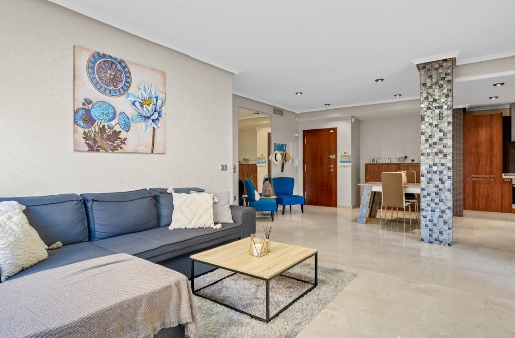 Resale - Apartment - Cabo Roig
