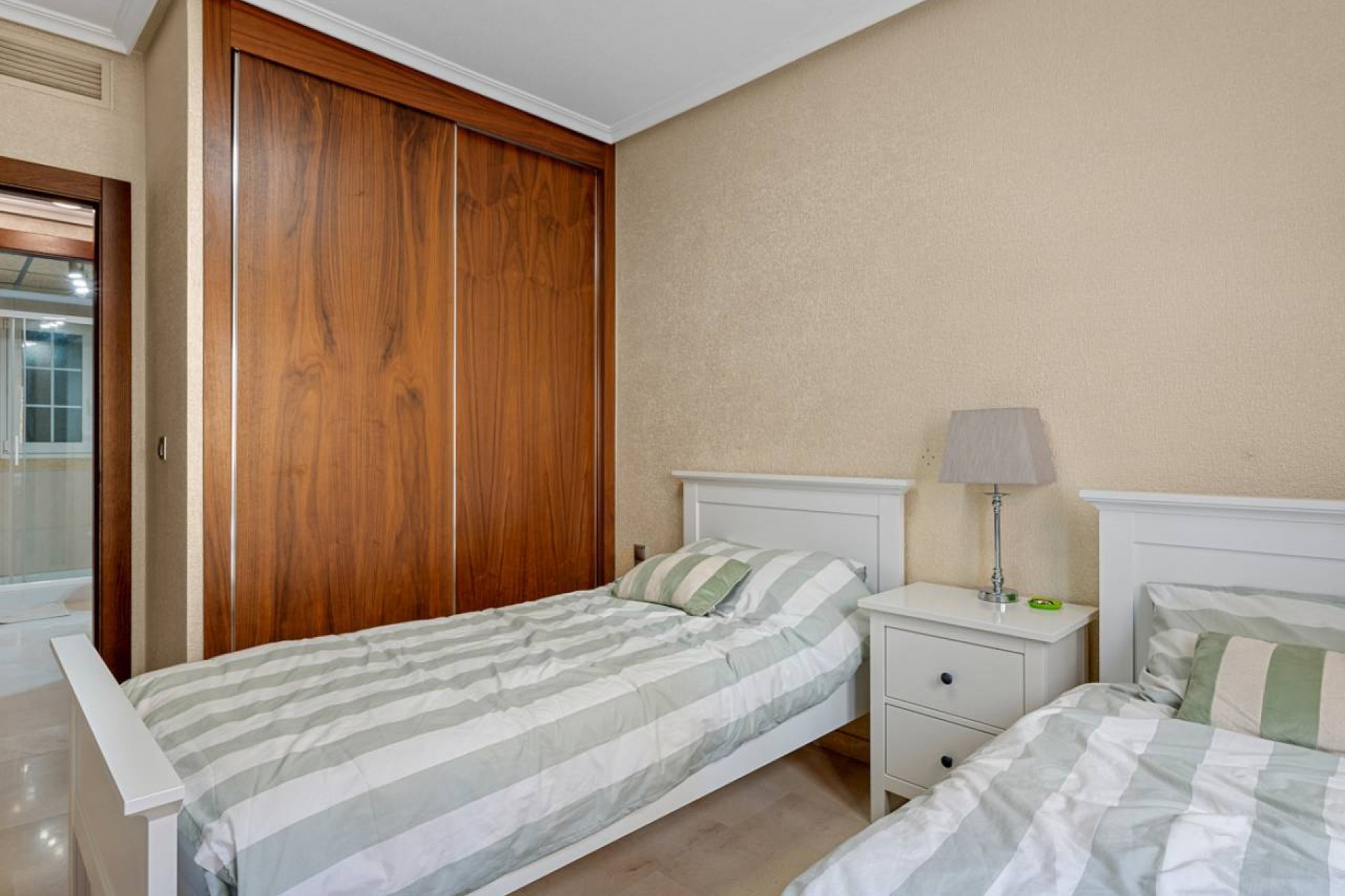 Resale - Apartment - Cabo Roig