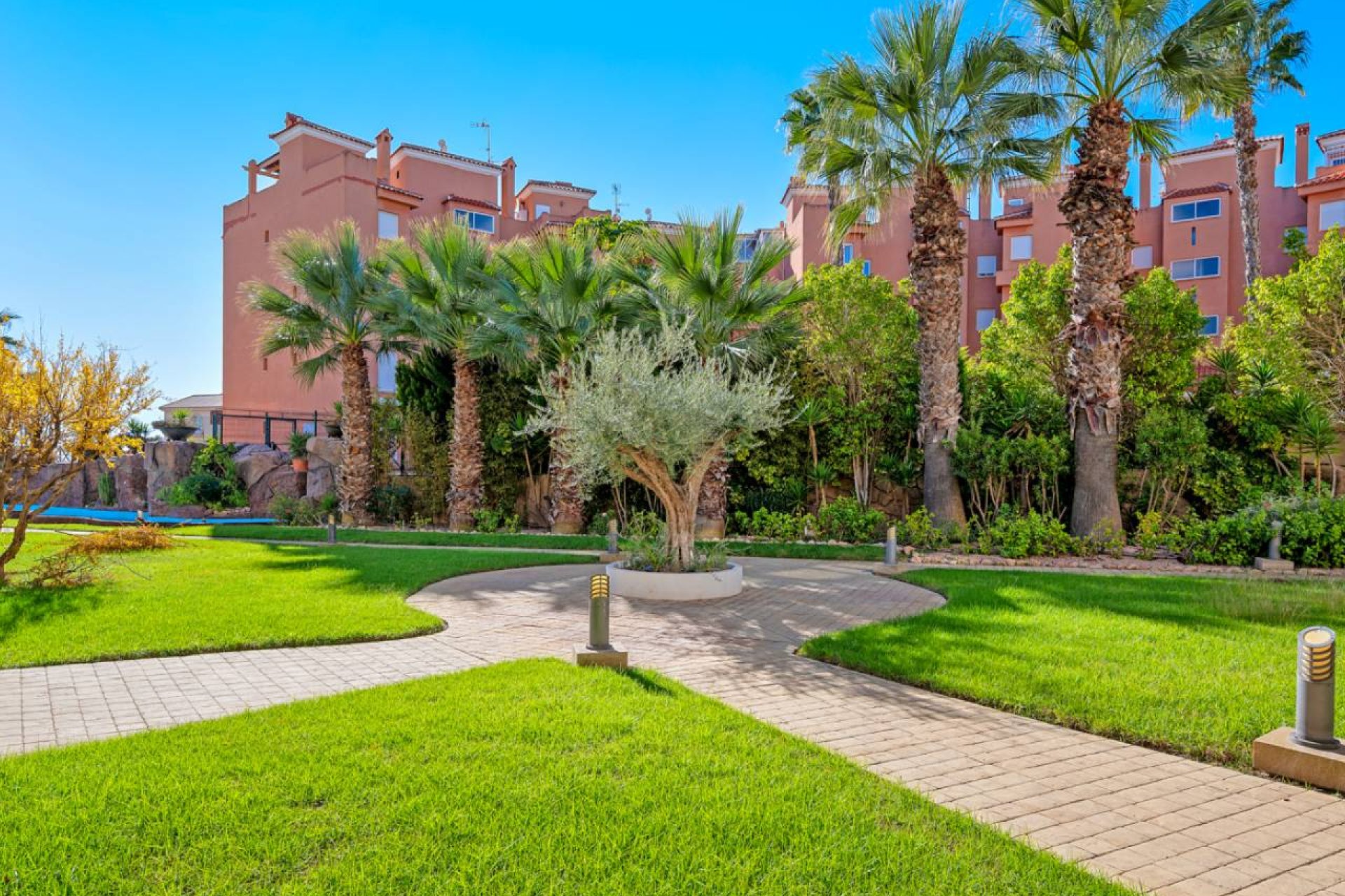Resale - Apartment - Cabo Roig