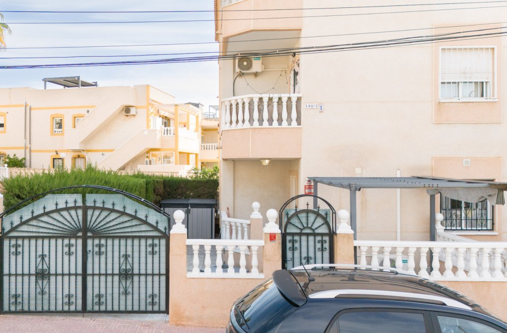 Resale - Apartment - Ground Floor Apartment - Torrevieja - Los Frutales