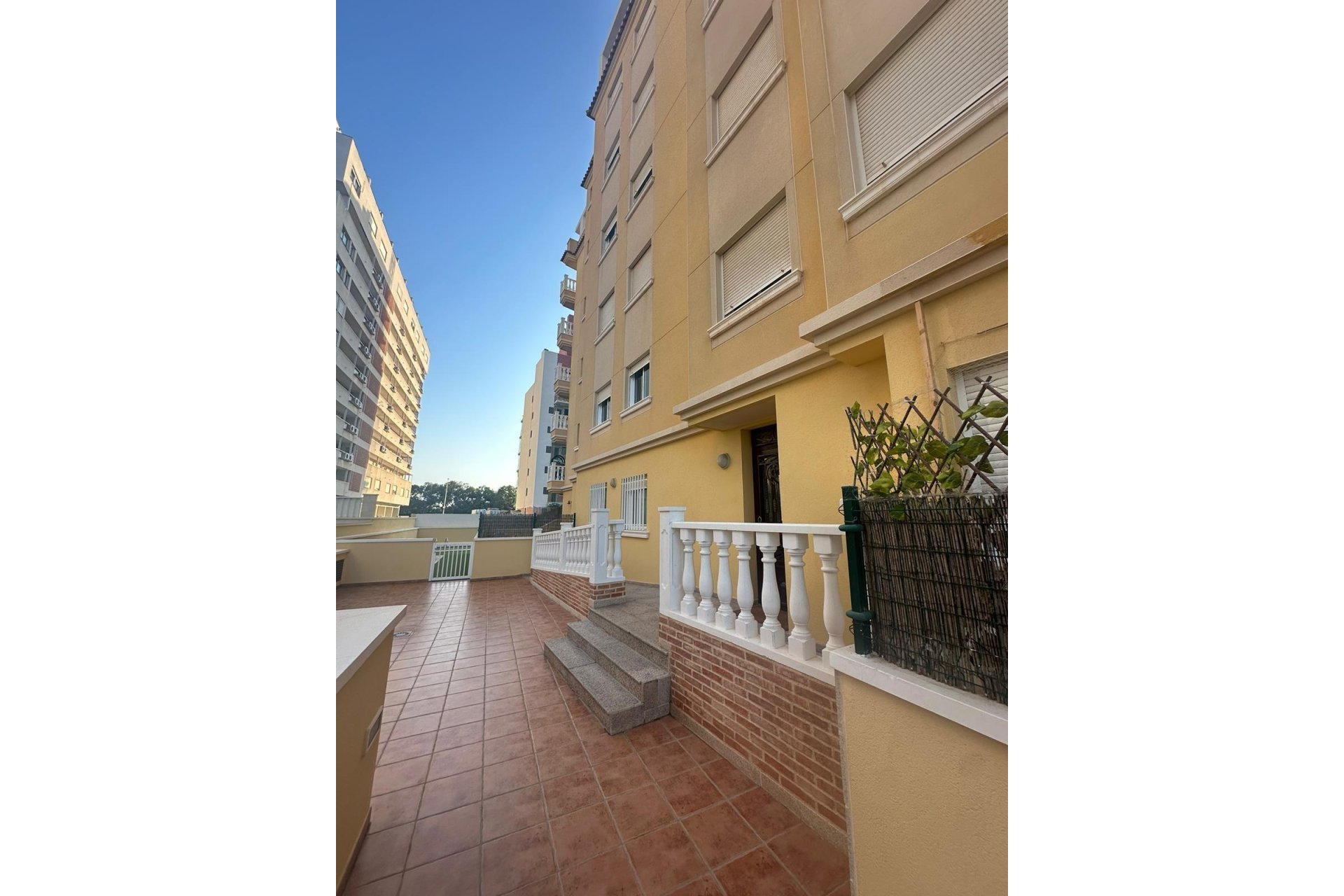 Resale - Apartment - Guardamar del Segura - CENTRO