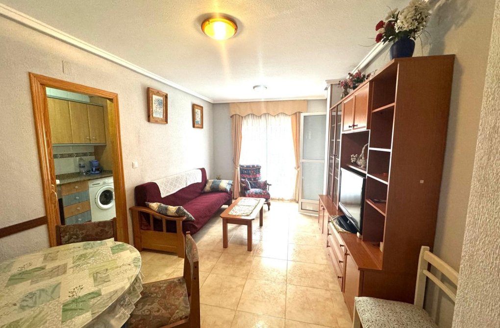 Resale - Apartment - Guardamar del Segura - CENTRO