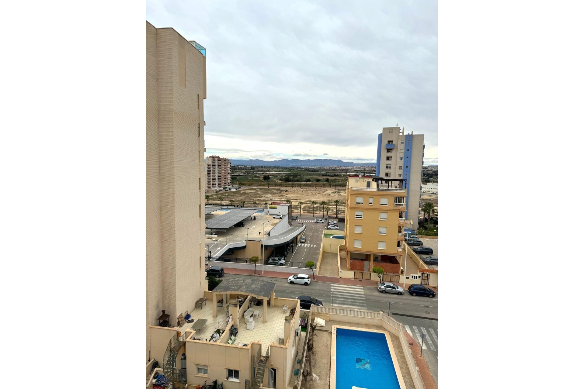 Resale - Apartment - Guardamar del Segura - CENTRO