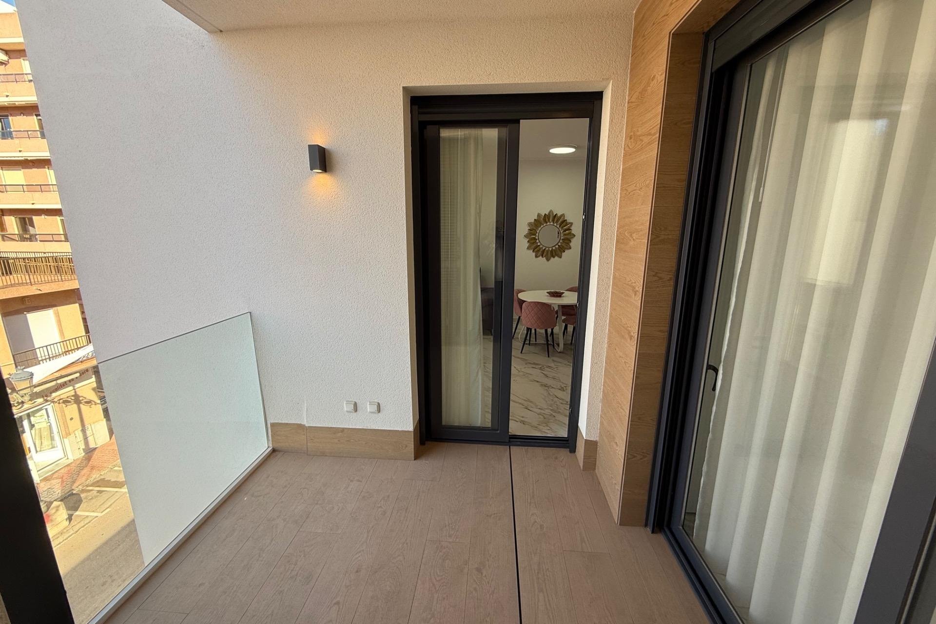 Resale - Apartment - Guardamar del Segura - Pueblo