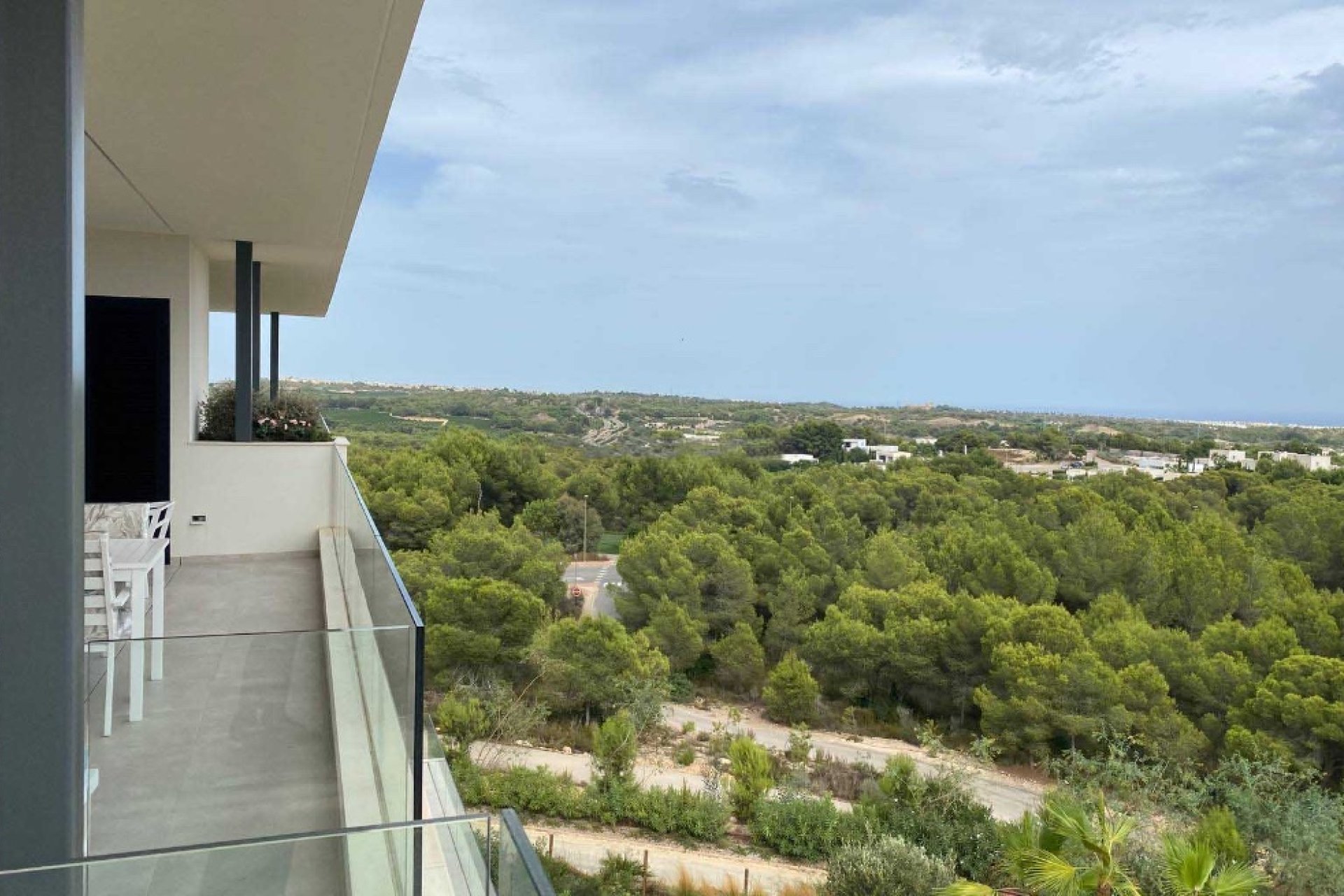 Resale - Apartment - Las Colinas - Las Colinas Golf