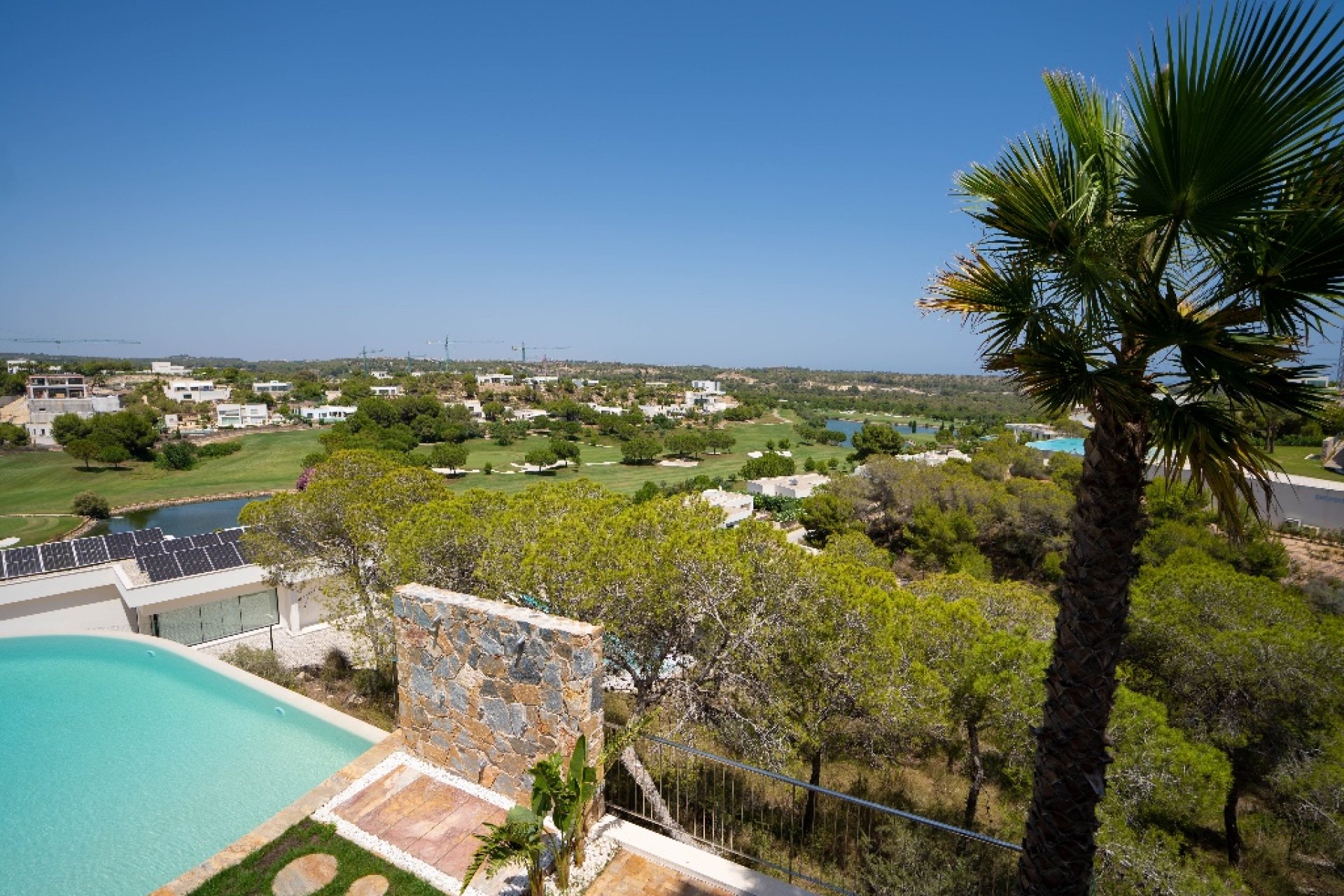 Resale - Apartment - Las Colinas - Las Colinas Golf