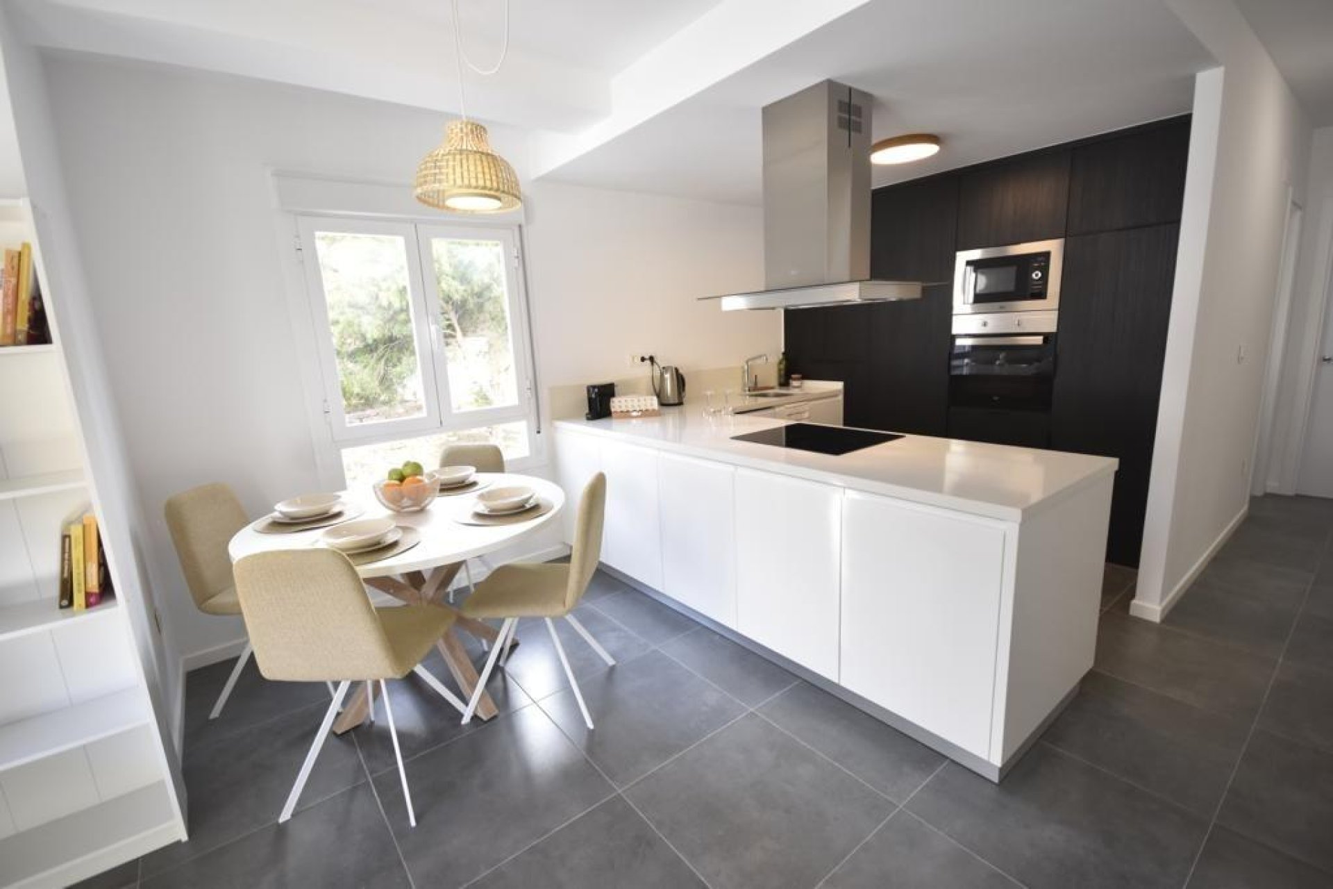 Resale - Apartment - Orihuela Costa - Campoamor