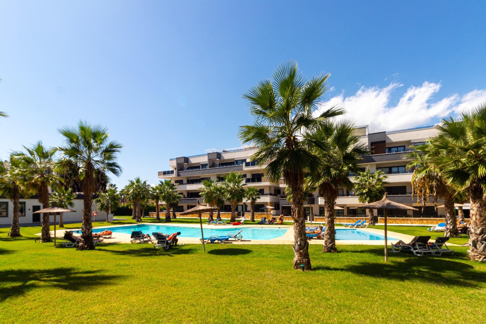 Resale - Apartment - Orihuela Costa - Los Almendros-La Florida