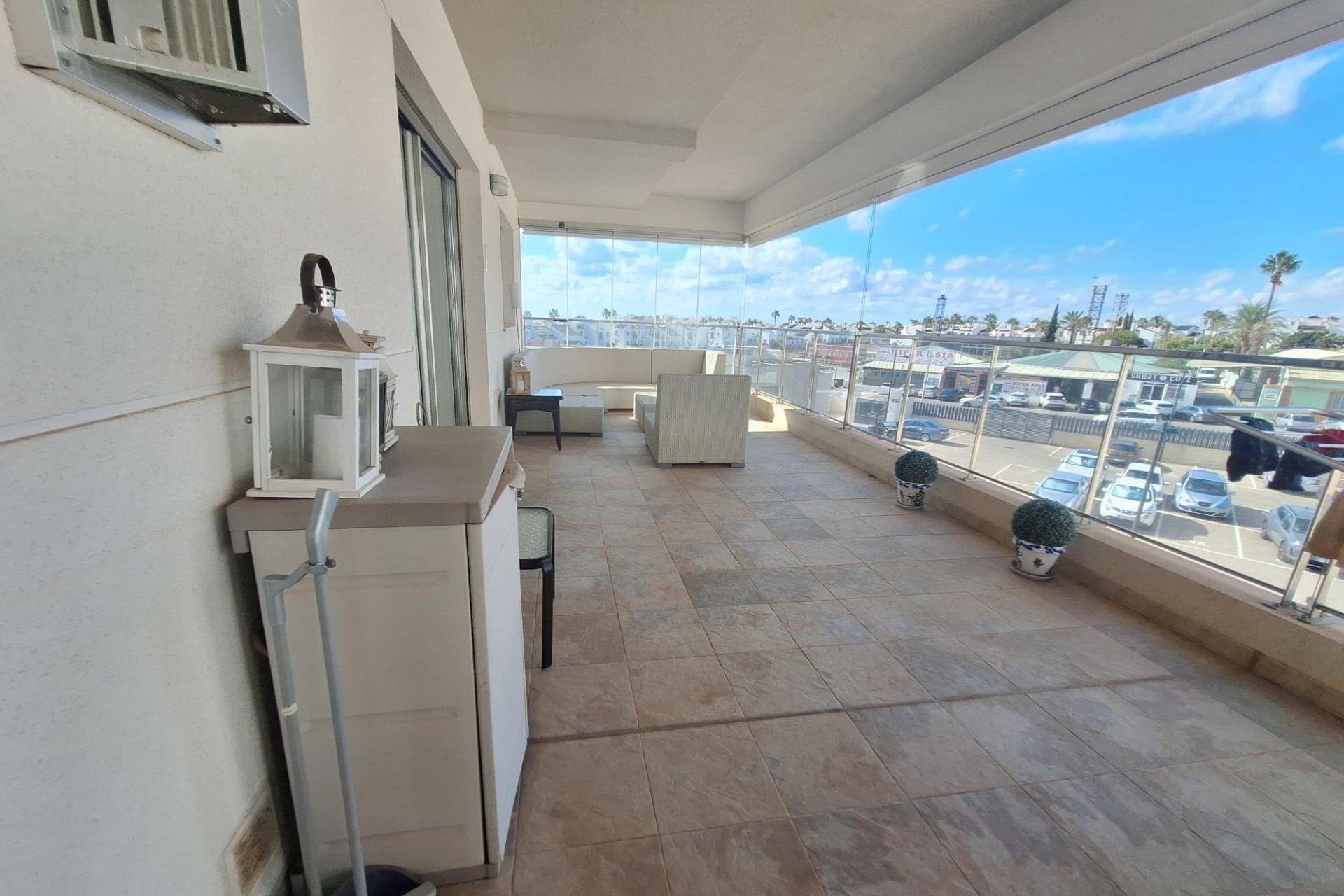 Resale - Apartment - Orihuela Costa - Los Dolses