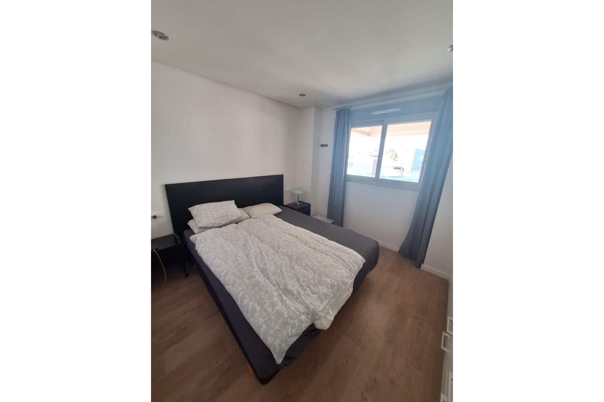 Resale - Apartment - Orihuela Costa - Los Dolses