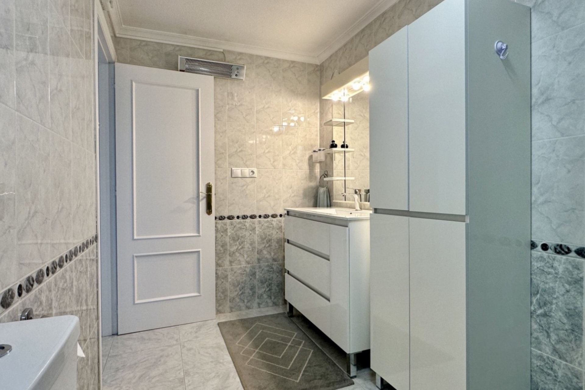 Resale - Apartment - Orihuela Costa - Playa Flamenca