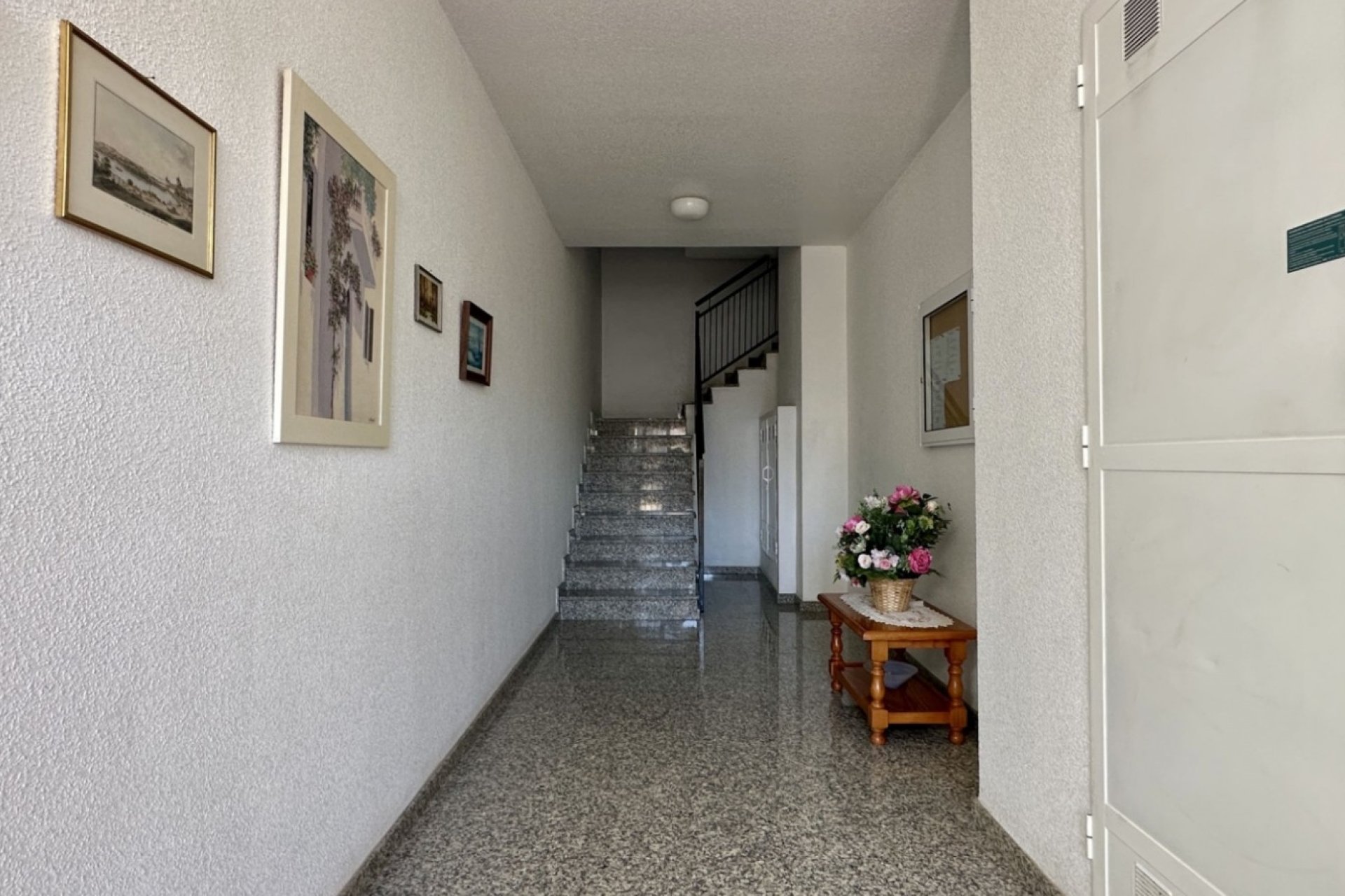 Resale - Apartment - Orihuela Costa - Playa Flamenca