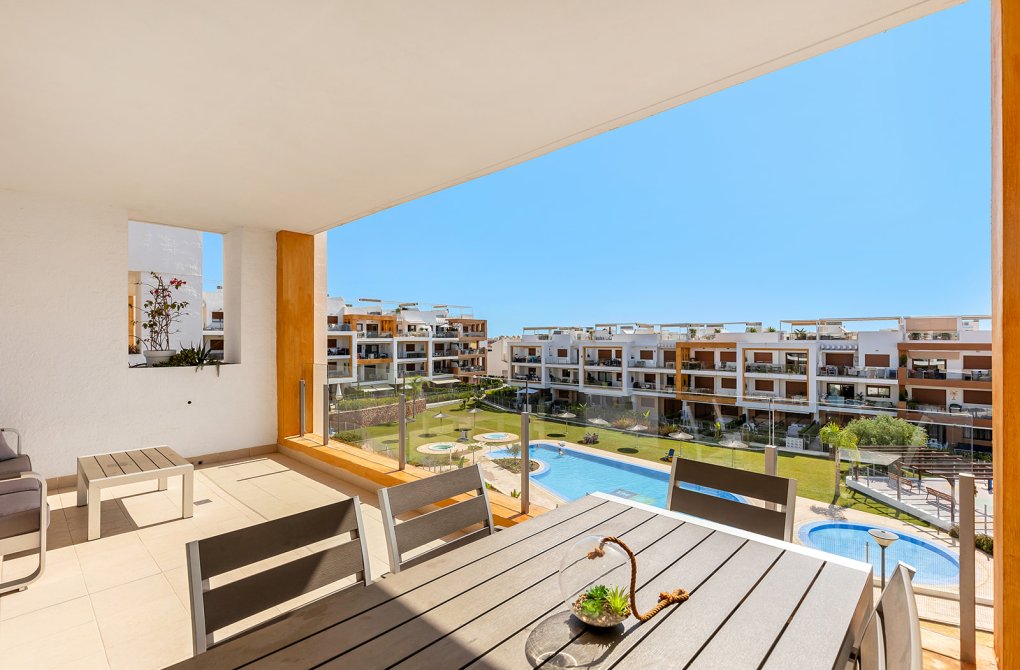 Resale - Apartment - Orihuela Costa - Villamartin
