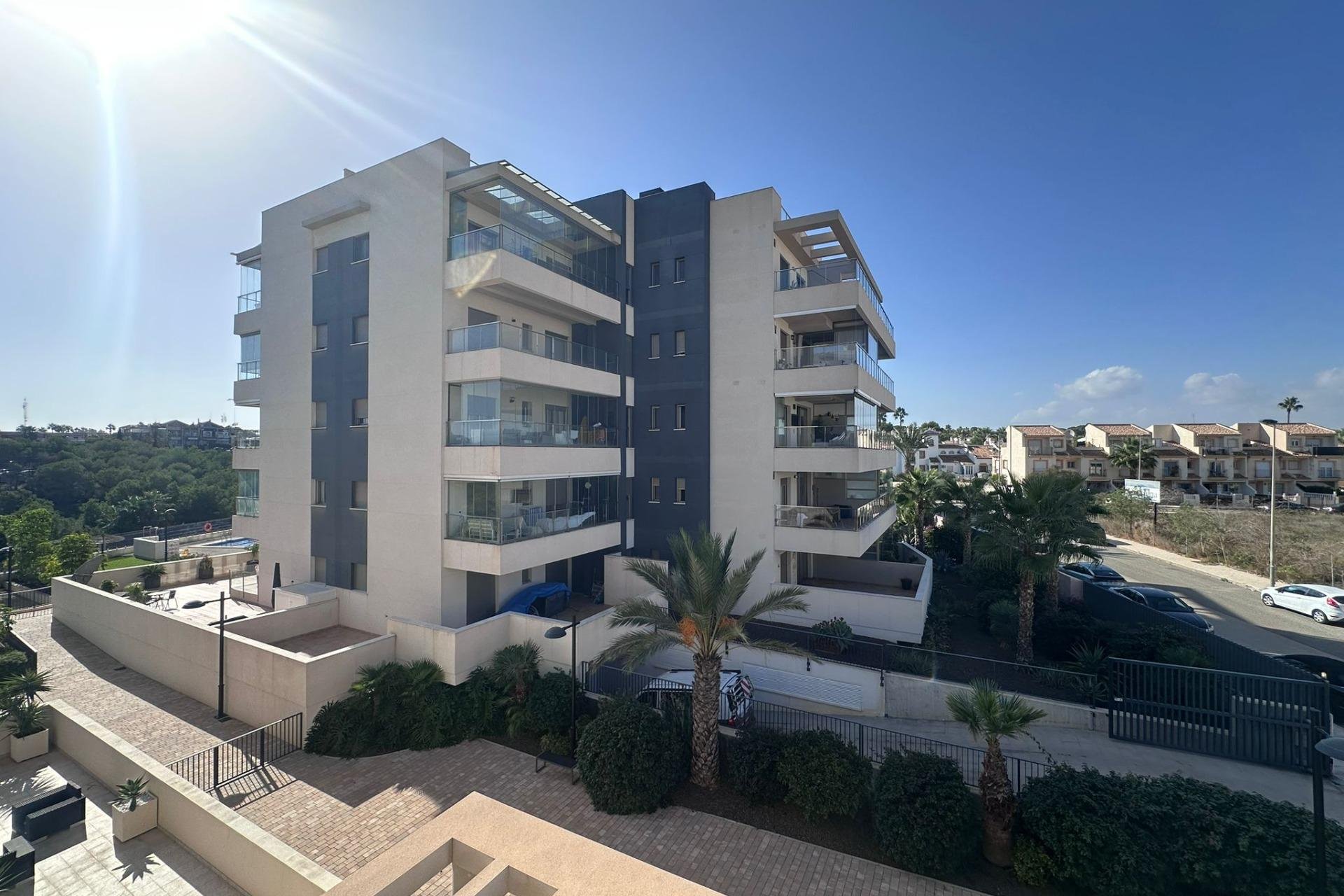 Resale - Apartment - Orihuela Costa - Villamartin