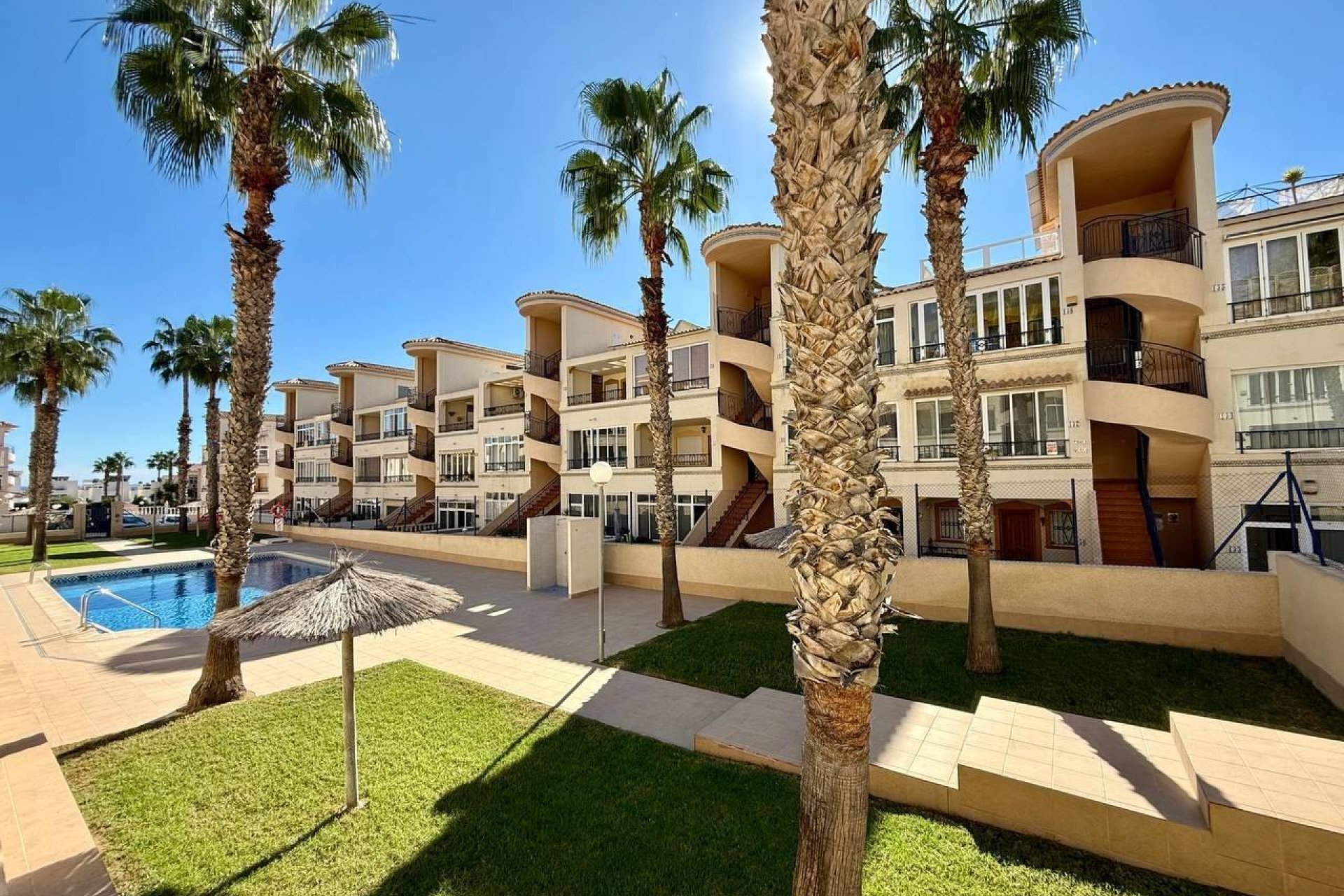 Resale - Apartment - Orihuela - Los Balcones Y los Altos