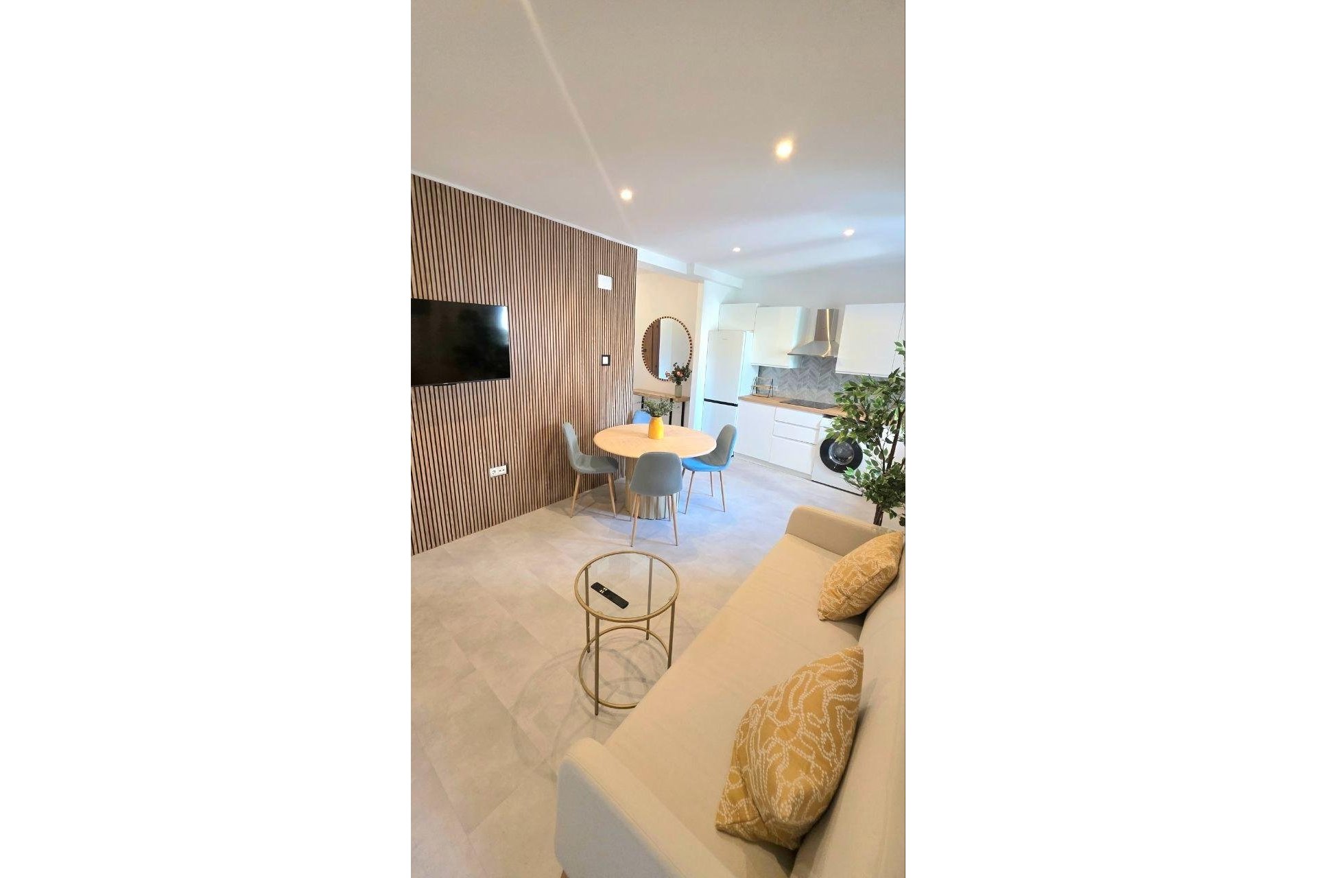 Resale - Apartment - Oviedo - Auditorio-Seminario-Parque de Invierno