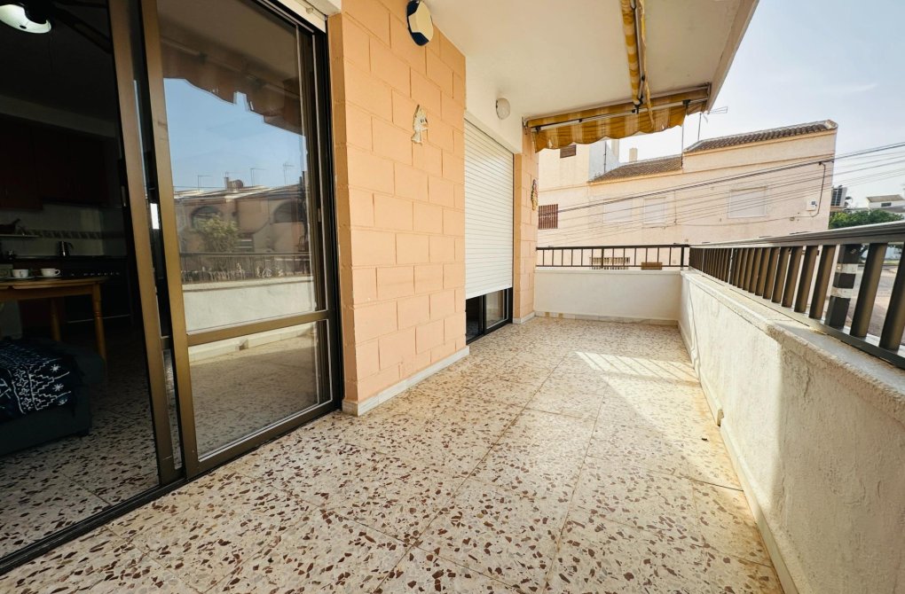 Resale - Apartment - Pilar de la Horadada - Mil Palmeras