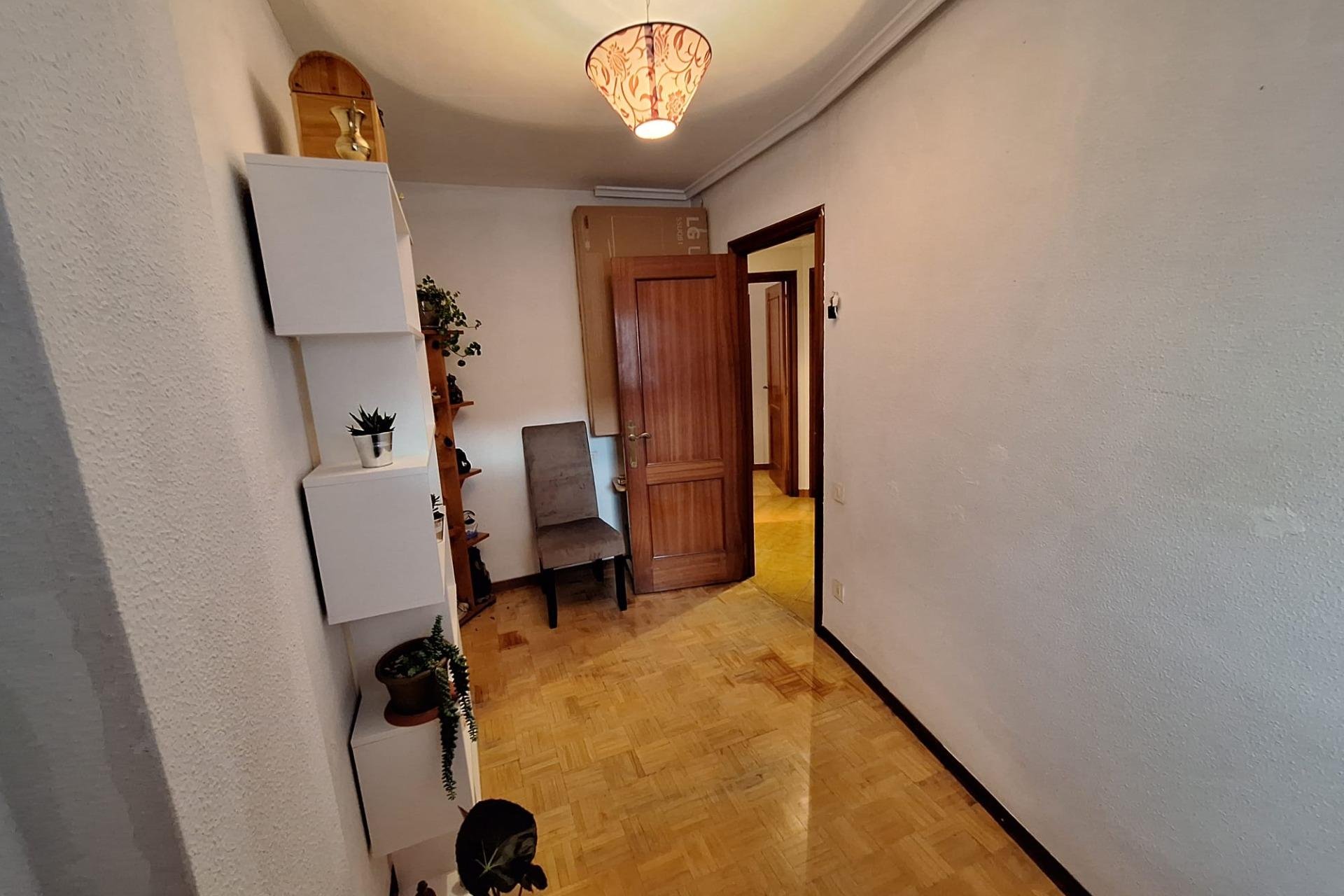 Resale - Apartment - Siero - Berron, El