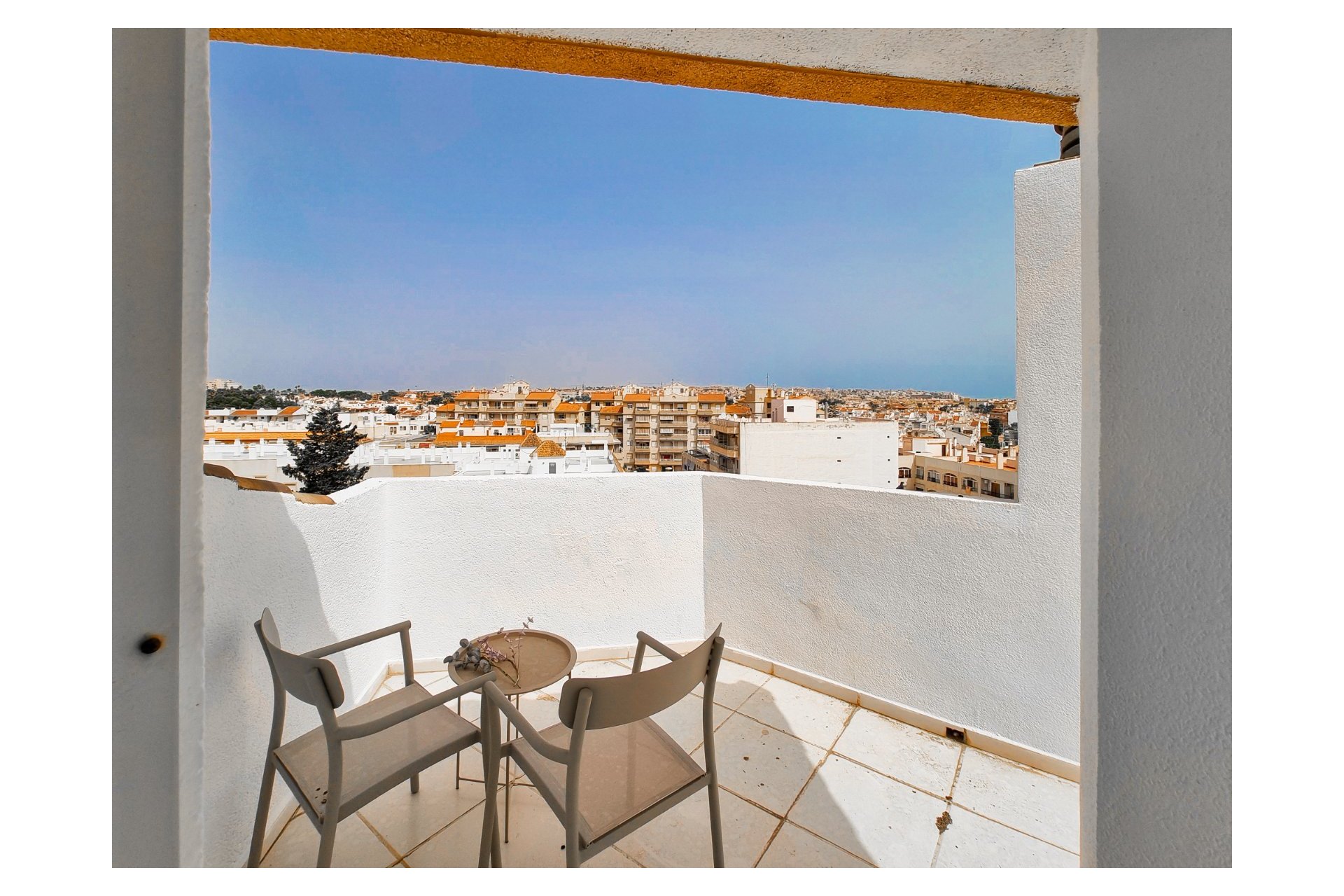 Resale - Apartment - Top Floor Apartment - Torrevieja - Habaneras
