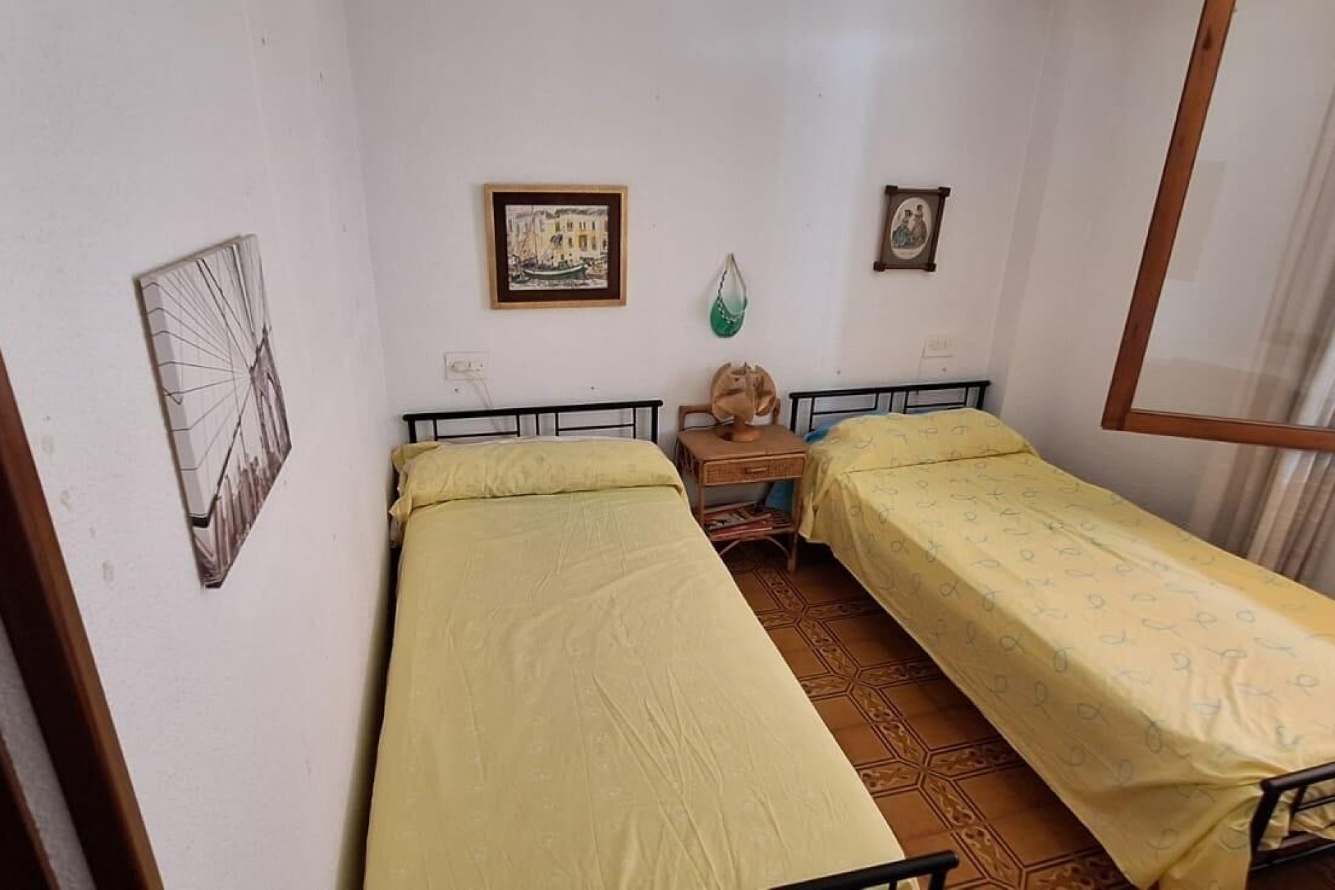 Resale - Apartment - Torrevieja - Acequion