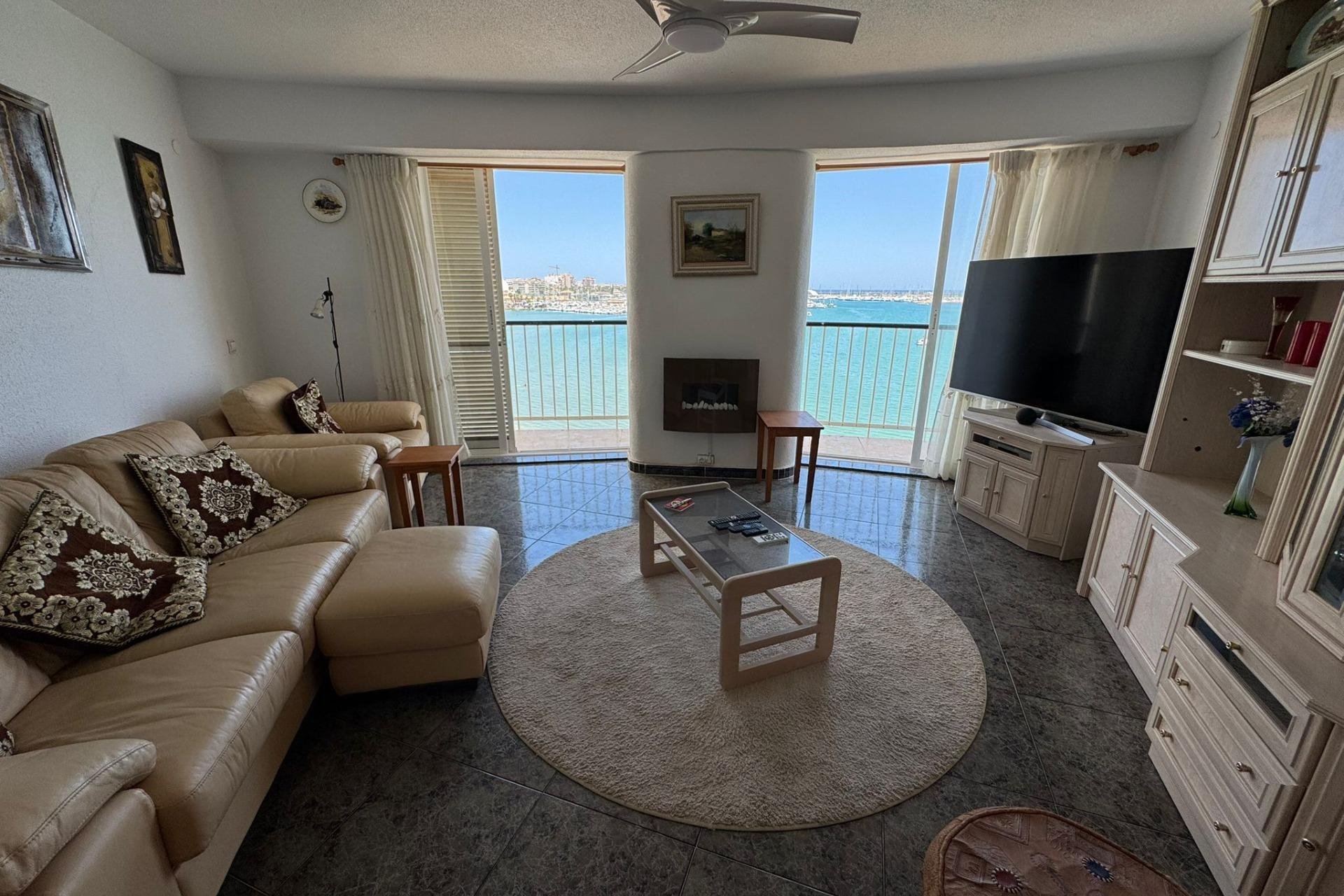 Resale - Apartment - Torrevieja - Acequion