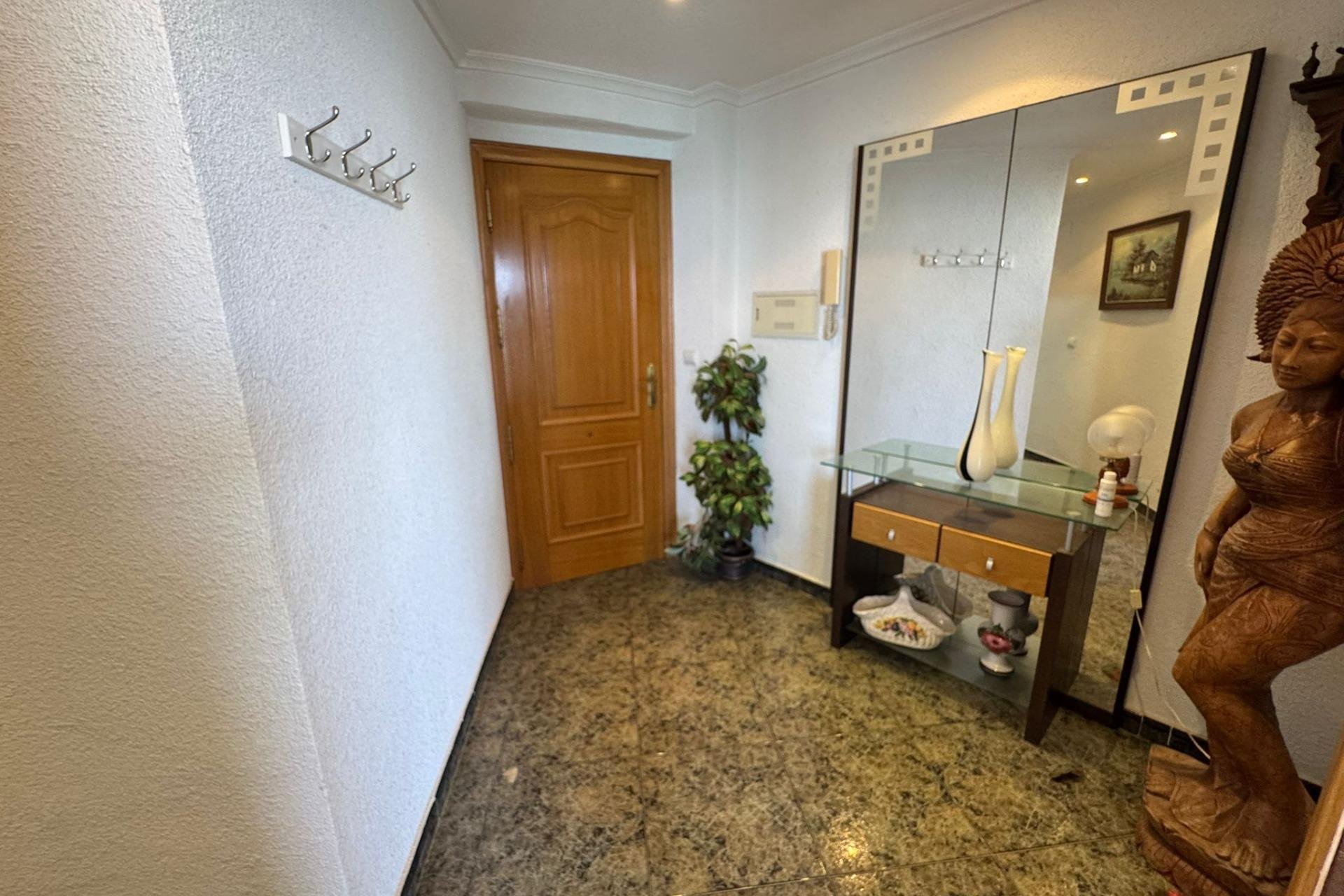 Resale - Apartment - Torrevieja - Acequion