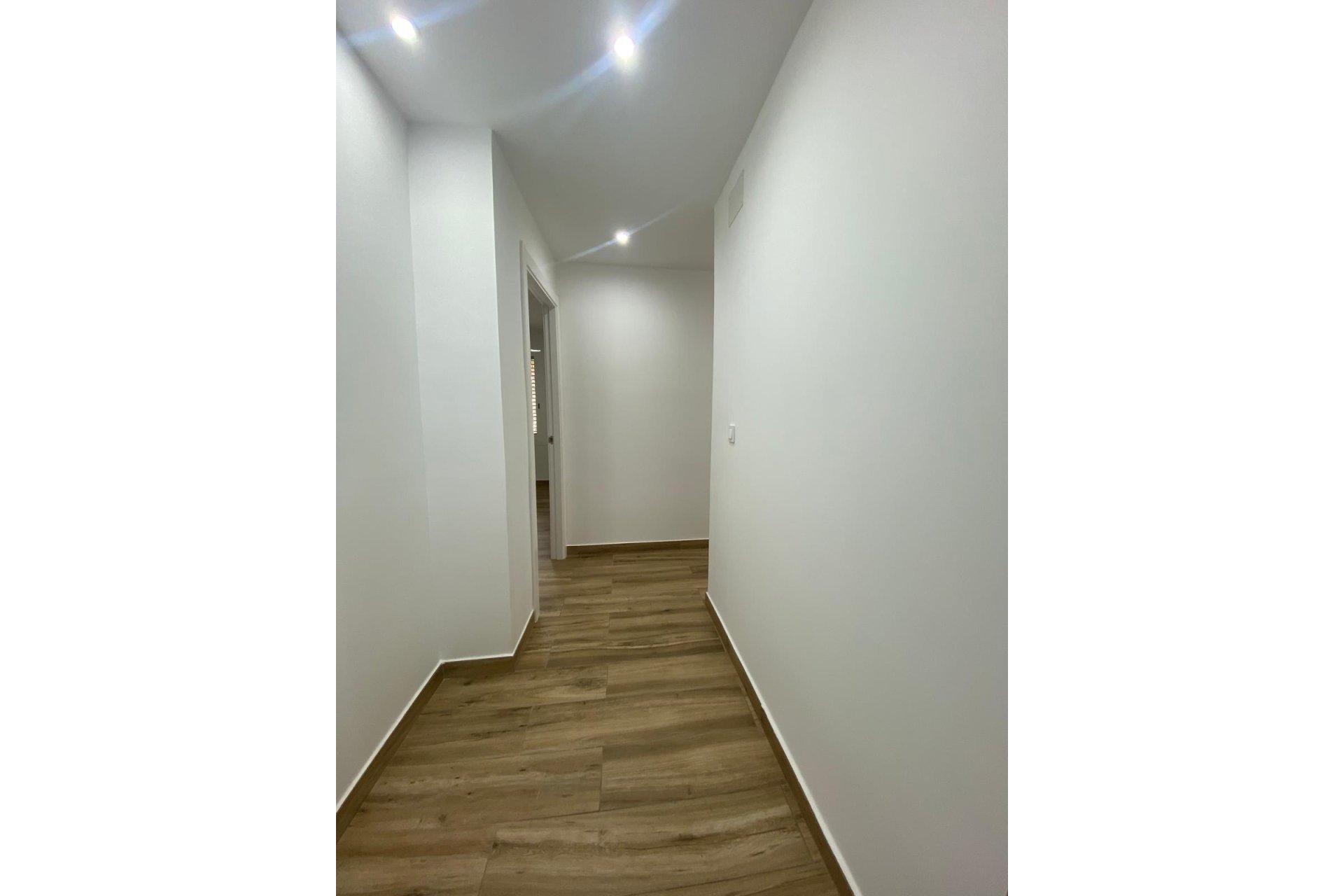 Resale - Apartment - Torrevieja - Acequion