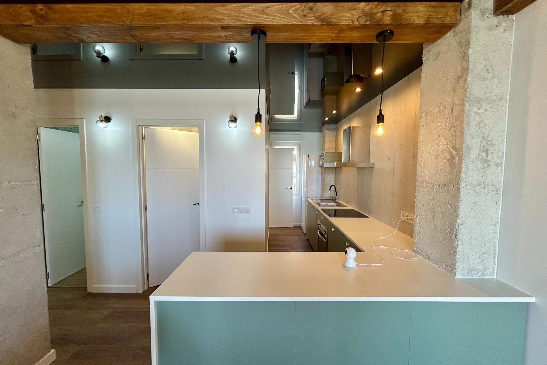 Resale - Apartment - Torrevieja - Acequion