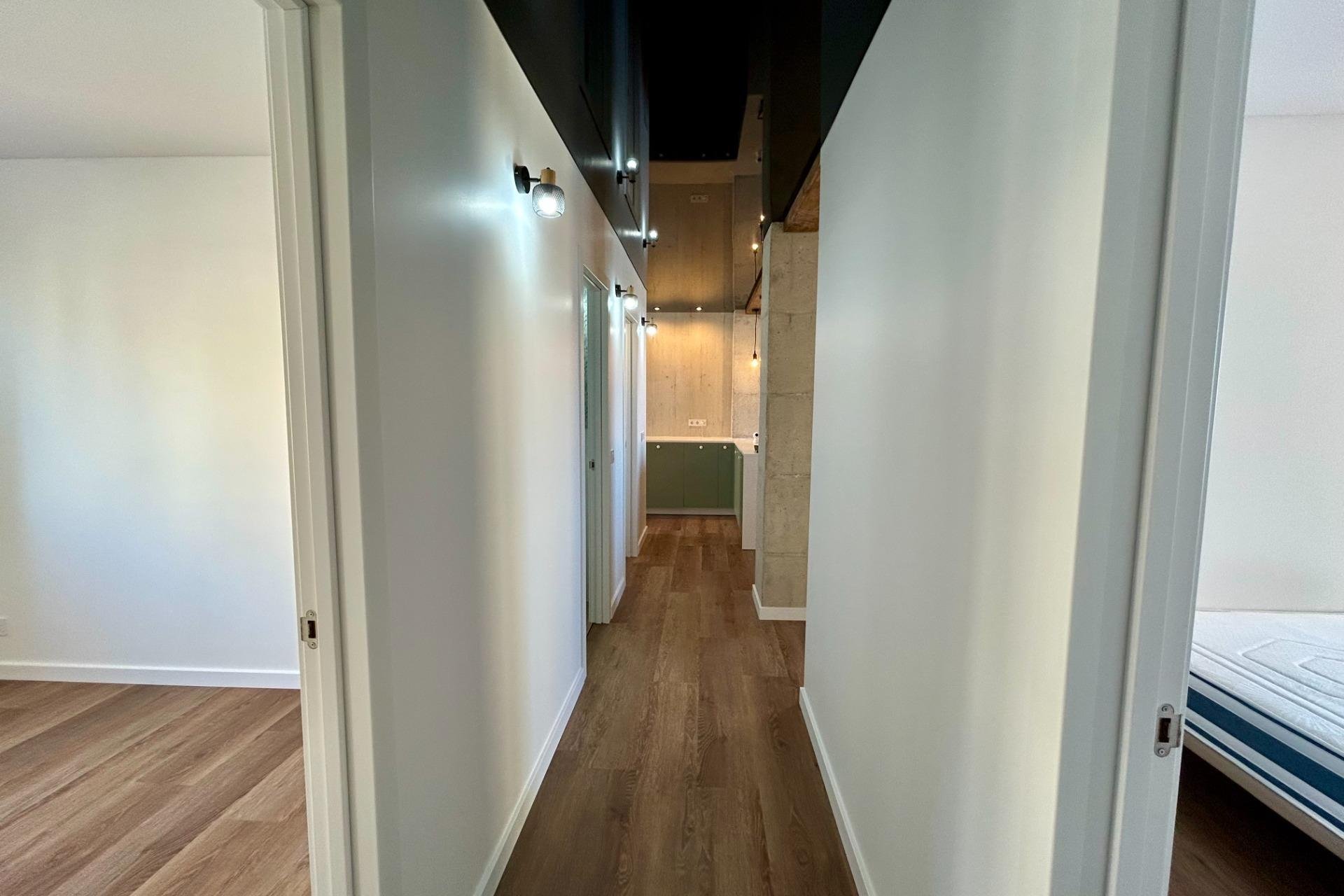 Resale - Apartment - Torrevieja - Acequion