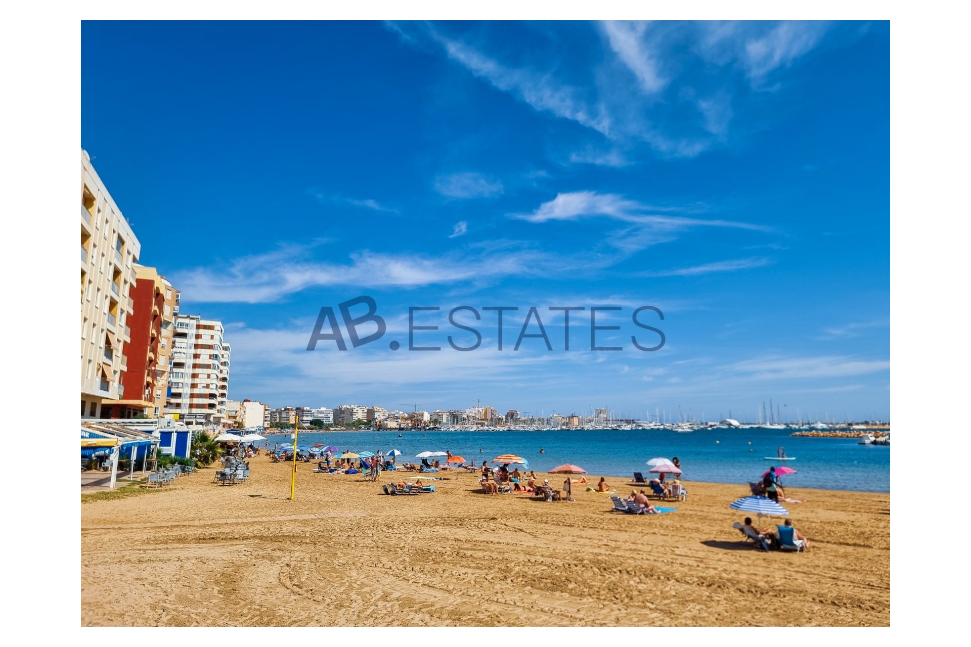 Resale - Apartment - Torrevieja - Acequion