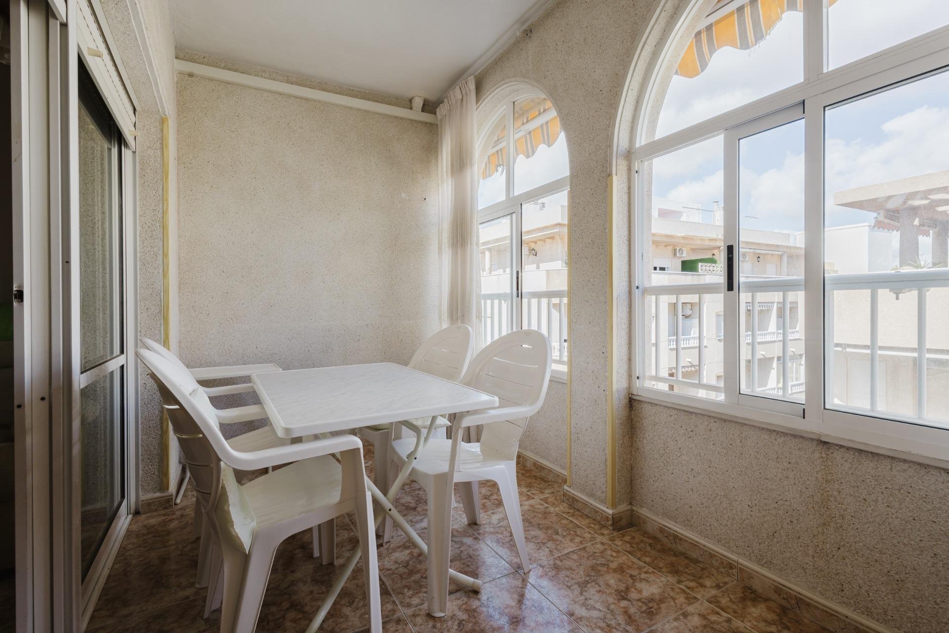 Resale - Apartment - Torrevieja - Acequion
