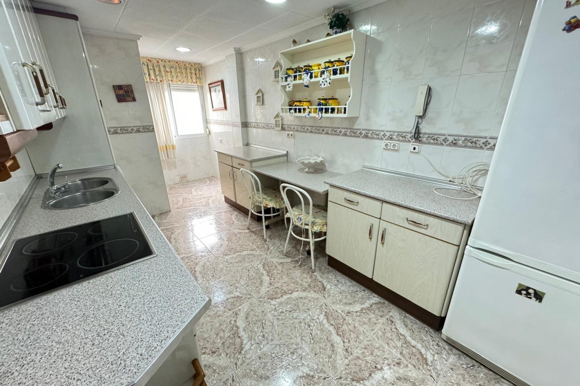 Resale - Apartment - Torrevieja - Acequion